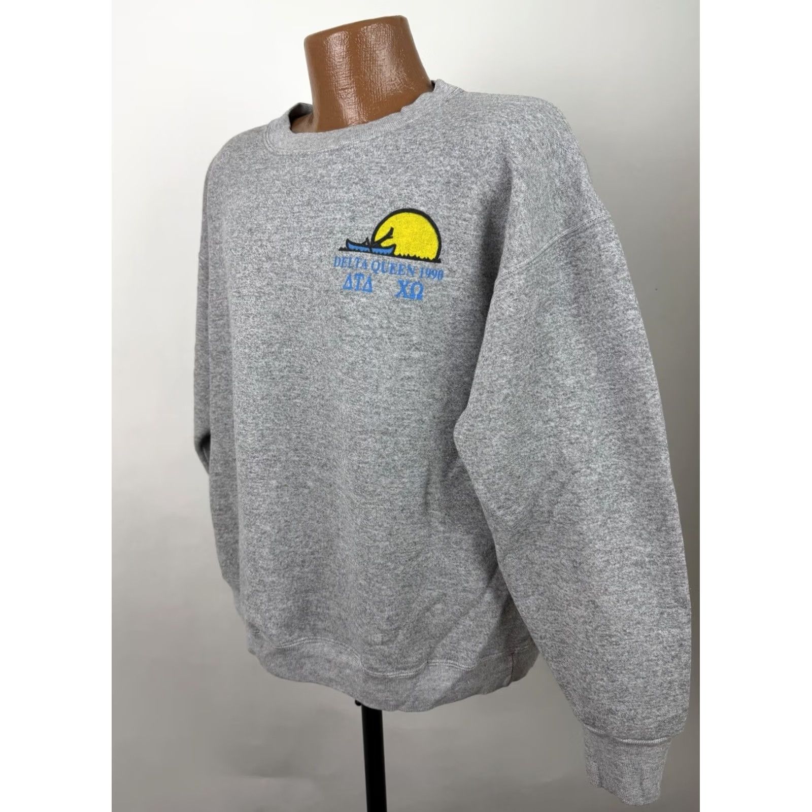 Delta VINTAGE Delta Sweatshirt Mens XL Heather Gray Tri-blend Crewneck Graphic Print Dark Fraternity Delta Tau 80s 90s Retro Preppy Grunge Size US XL / EU 56 / 4 - 6 Thumbnail