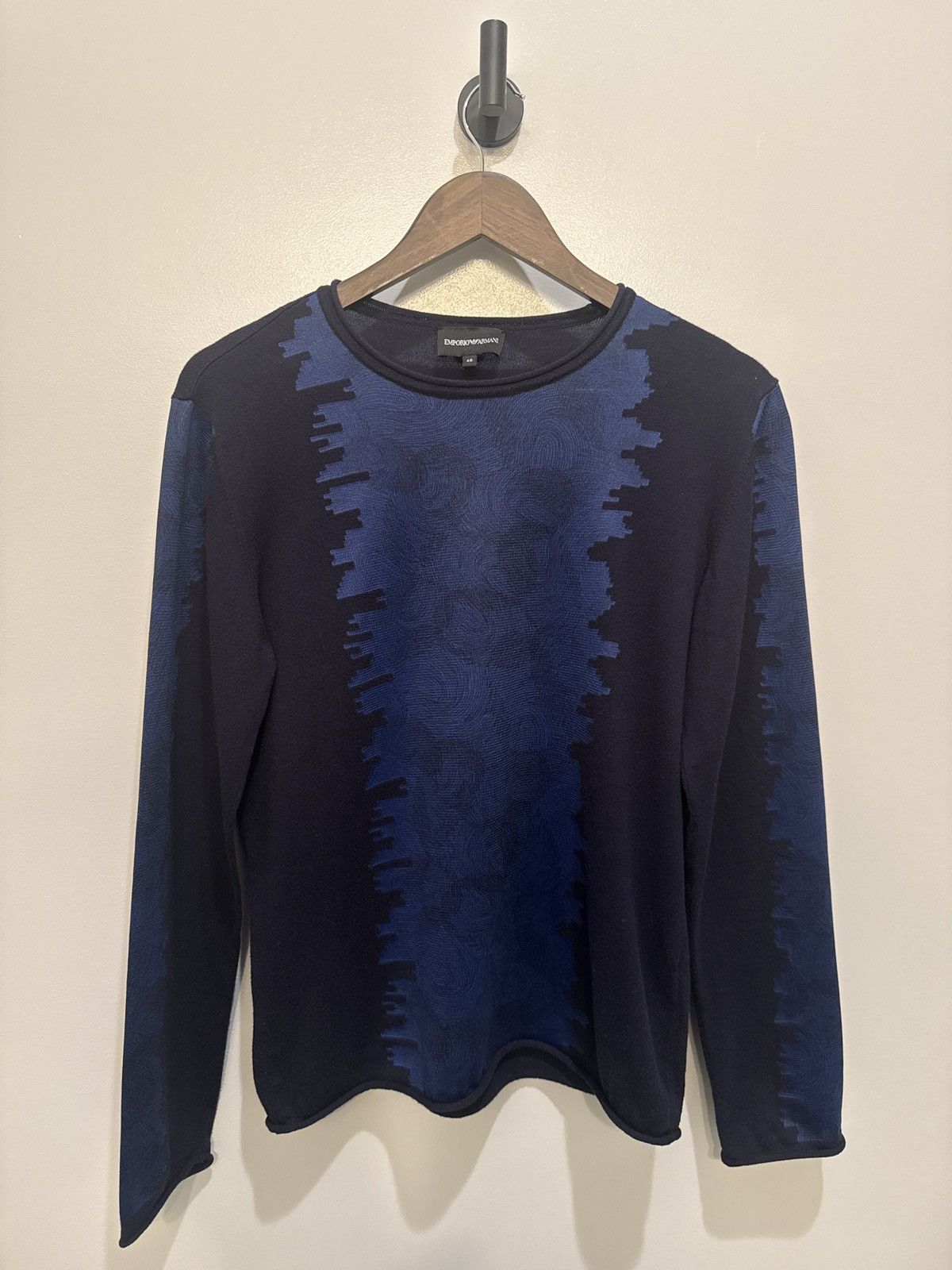 Emporio Armani Blue/navy skyline long sleeve thin sweater Size US M / EU 48-50 / 2 - 1 Thumbnail