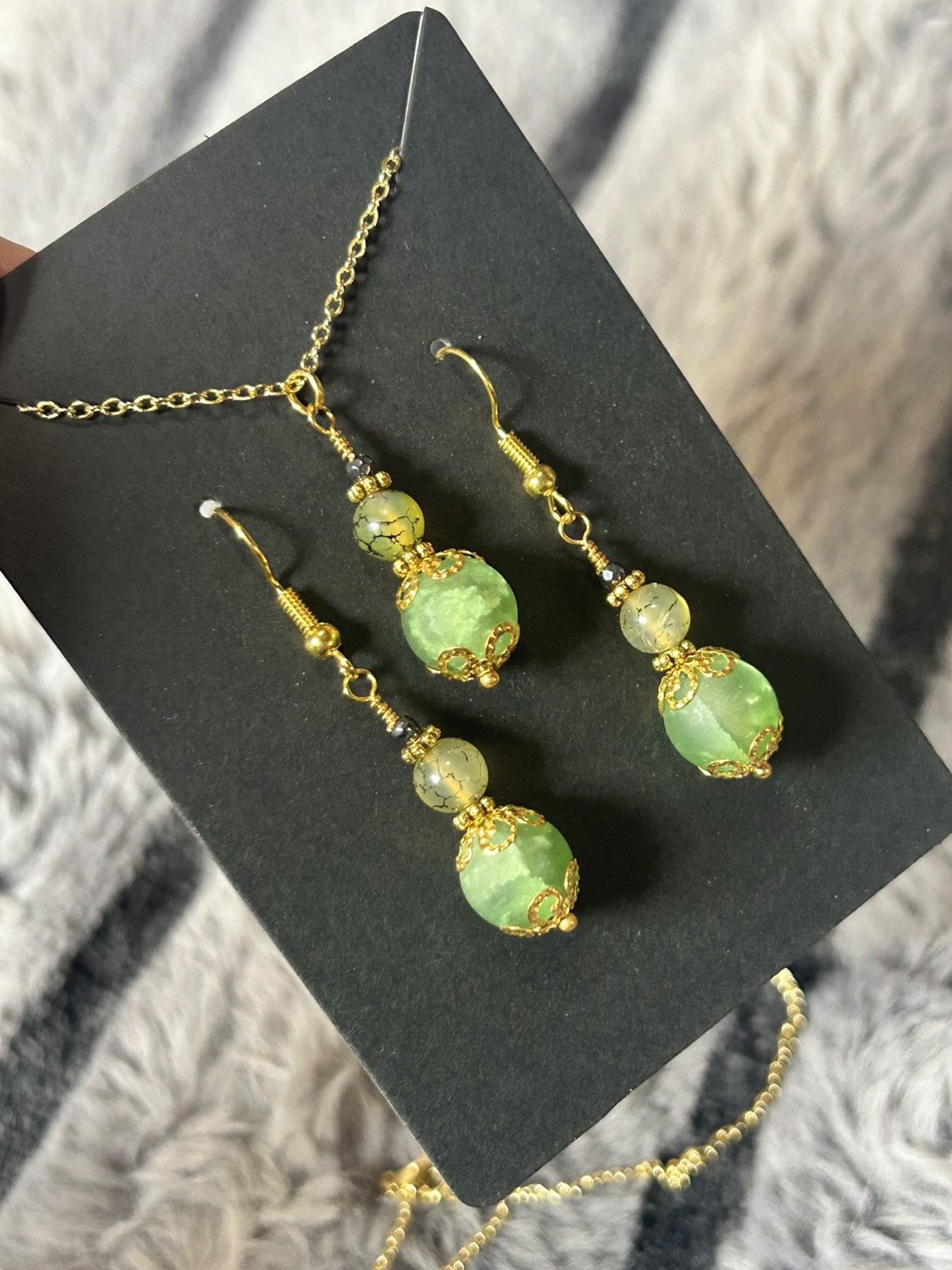 Handmade Handcrafted green crackle glass dragon vein agate set Size ONE SIZE - 1 Thumbnail