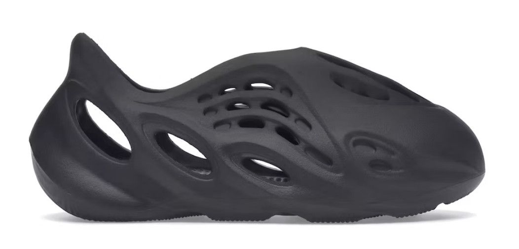 Adidas Yeezy Foam RNR Onyx (Kids) Size US 5 / EU 37 - 1 Thumbnail