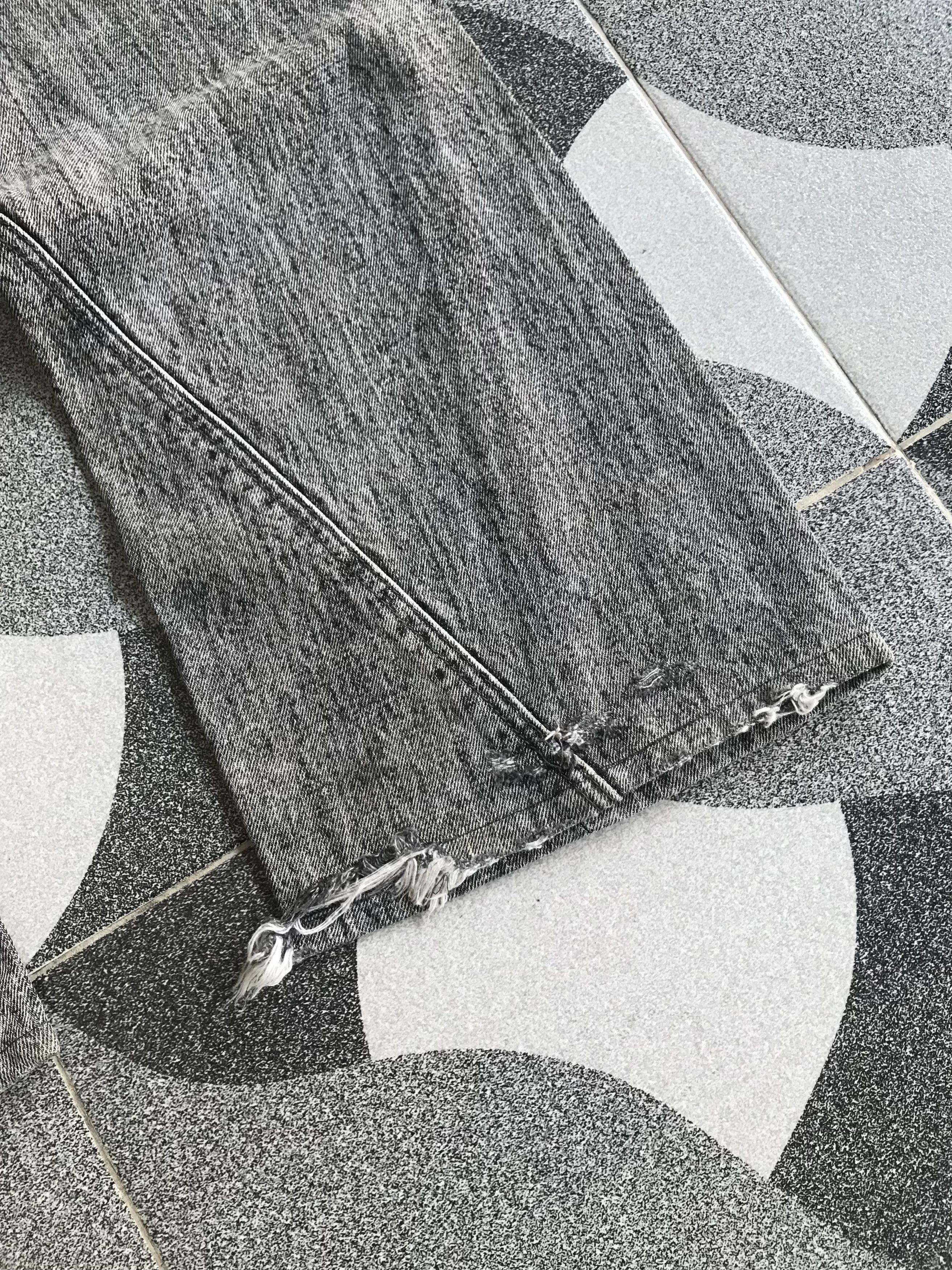 20471120 × If Six Was Nine × Japanese Brand Y2K DAILY NEWS Flared Jeans Size US 32 / EU 48 - 6 Thumbnail