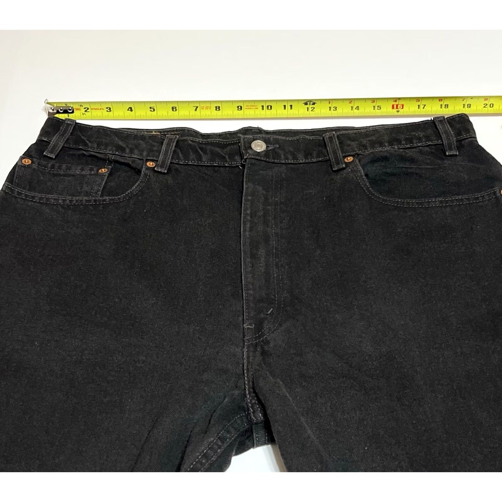 Levi's VINTAGE Levi's 505 Jeans Mens 38x30 Black Regular Straight 90s USA Denim Button Zip Pockets 5-Pocket Image: 40x30 Tag Tagless? (note: no extra text) Size US 38 / EU 54 - 3 Thumbnail