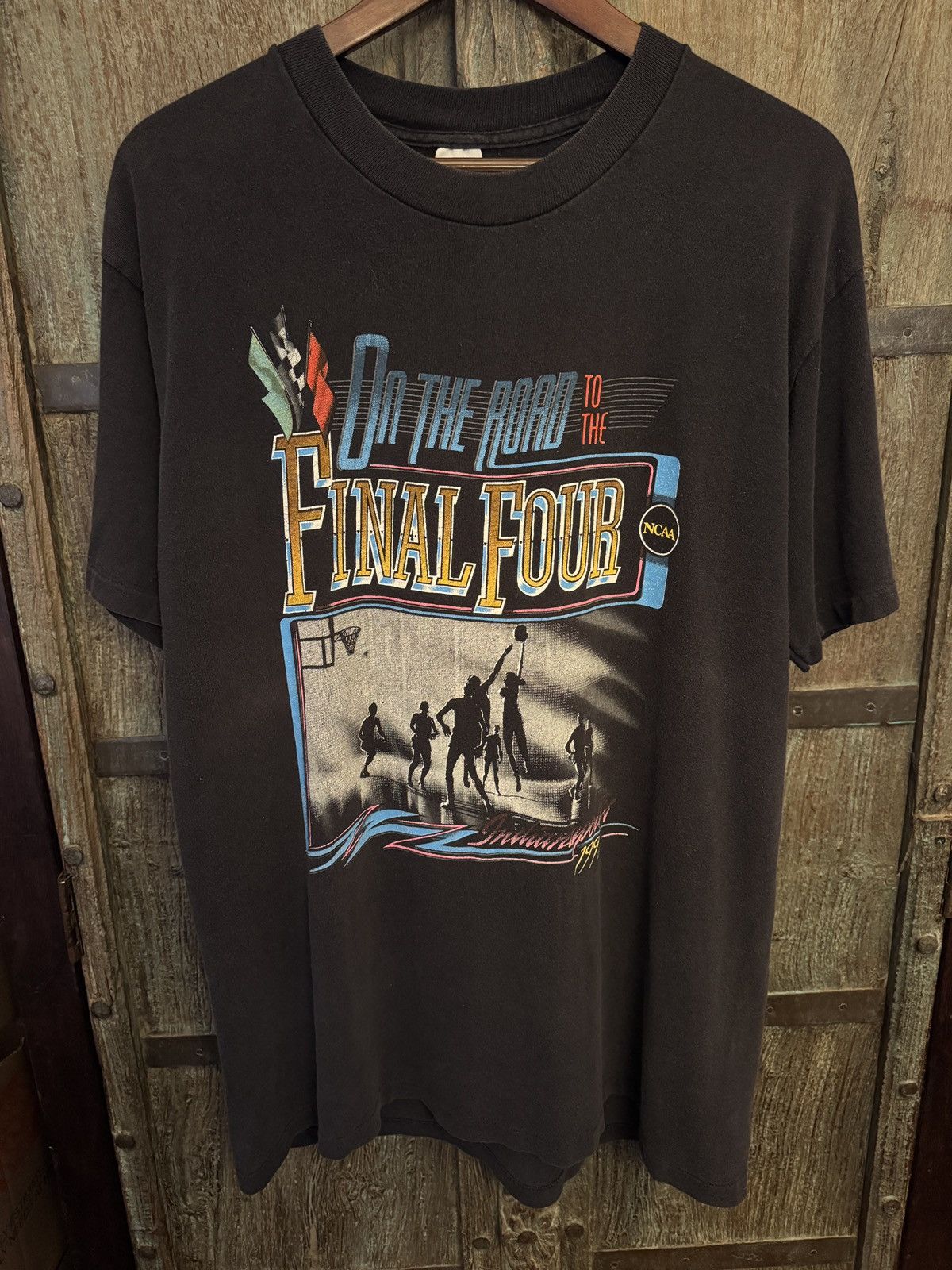 NCAA Vintage 1991 Indianapolis NCAA Men’s Final Four Shirt Size US L / EU 52-54 / 3 - 1 Thumbnail