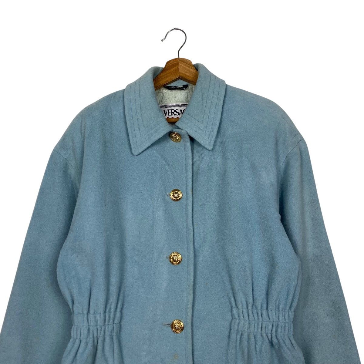 Versace Vintage Versace sport trenchcoat Size L / US 10 / IT 46 - 2 Thumbnail