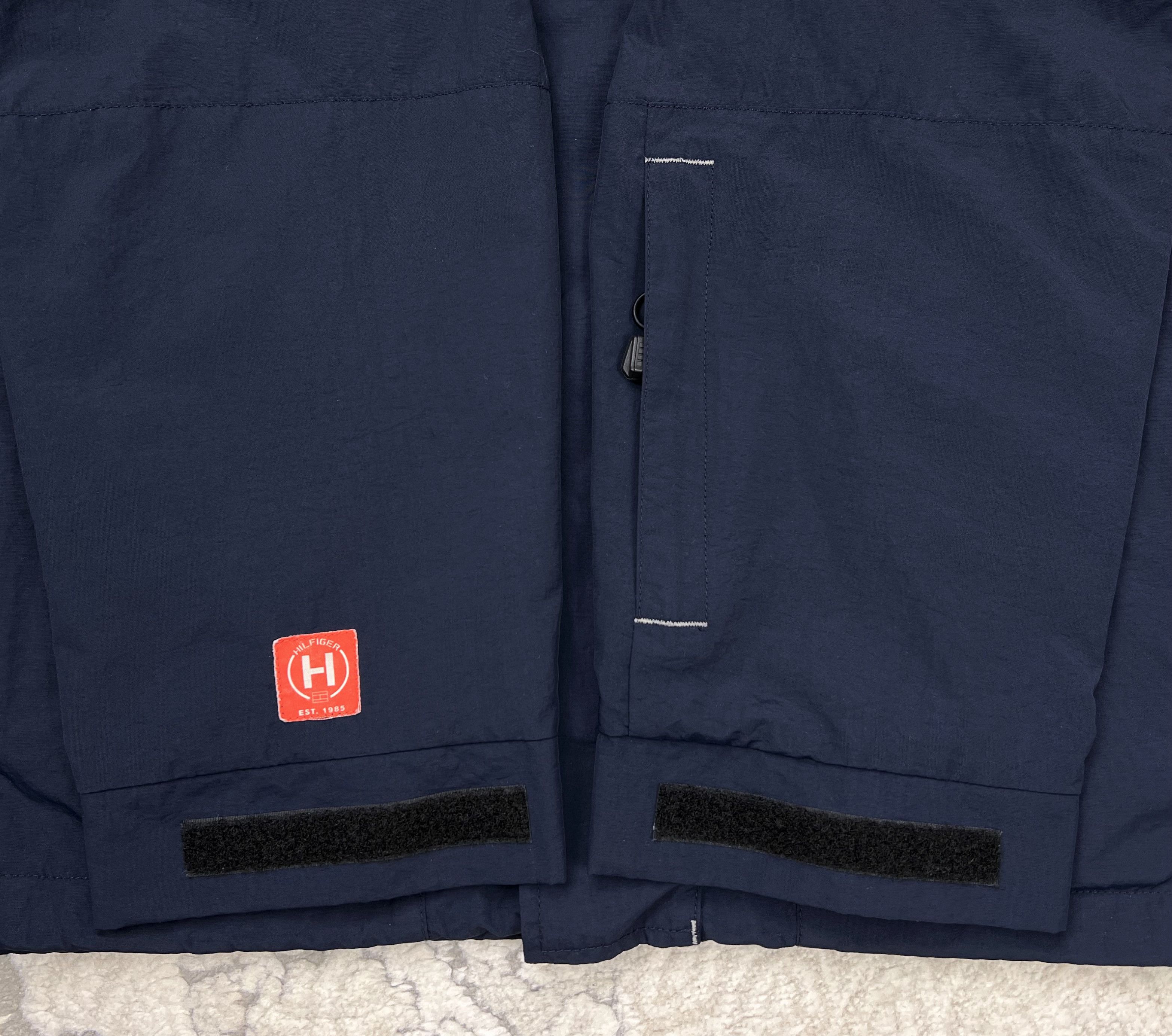 Tommy Hilfiger Tommy Hilfiger Y2K H-Tech Nylon Jacket StowawayHood HongKong Size US L / EU 52-54 / 3 - 16 Thumbnail