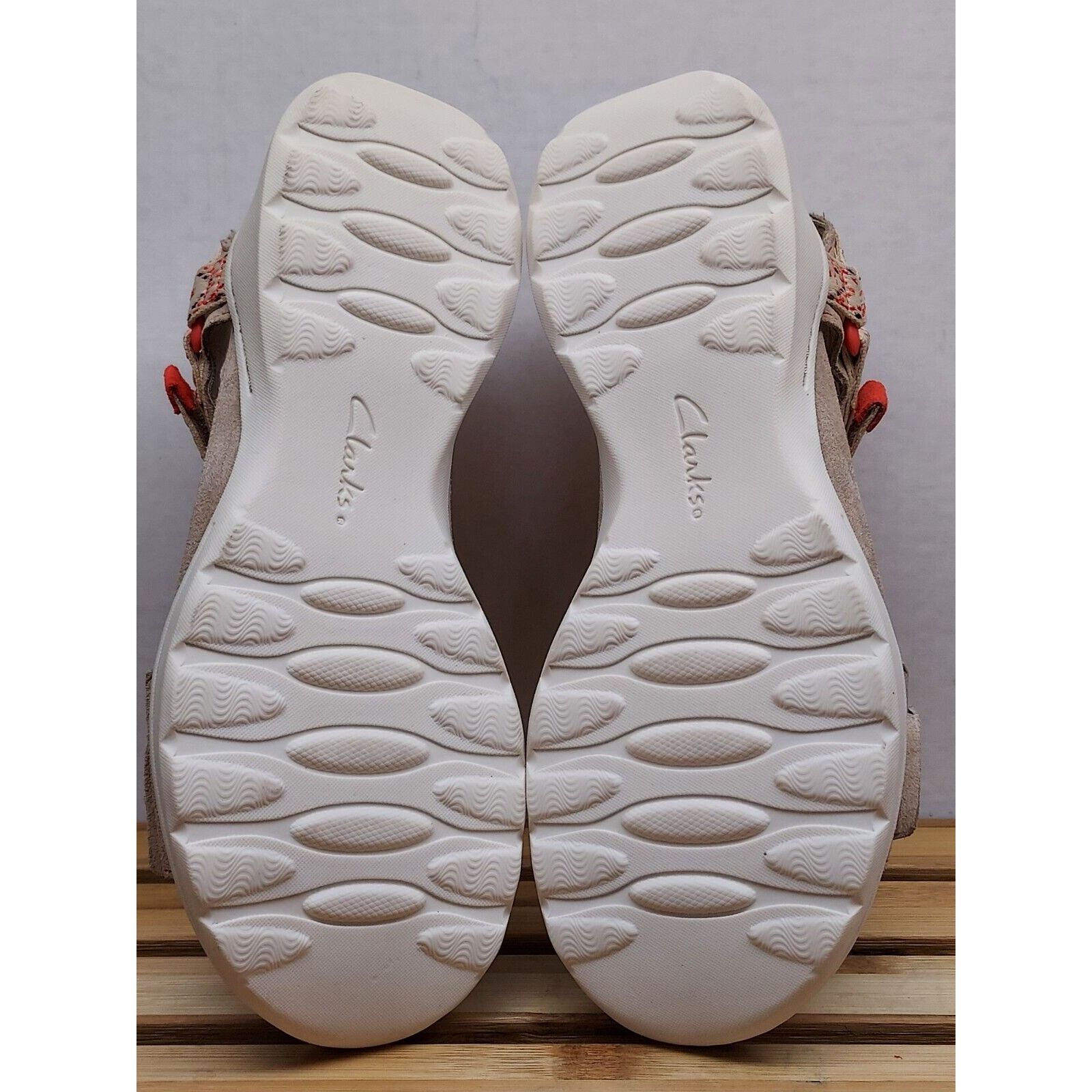 Clarks Clarks Womens | Sand | Suede Amanda Step Sandals Size 9 Size US 9 / IT 39 - 4 Thumbnail