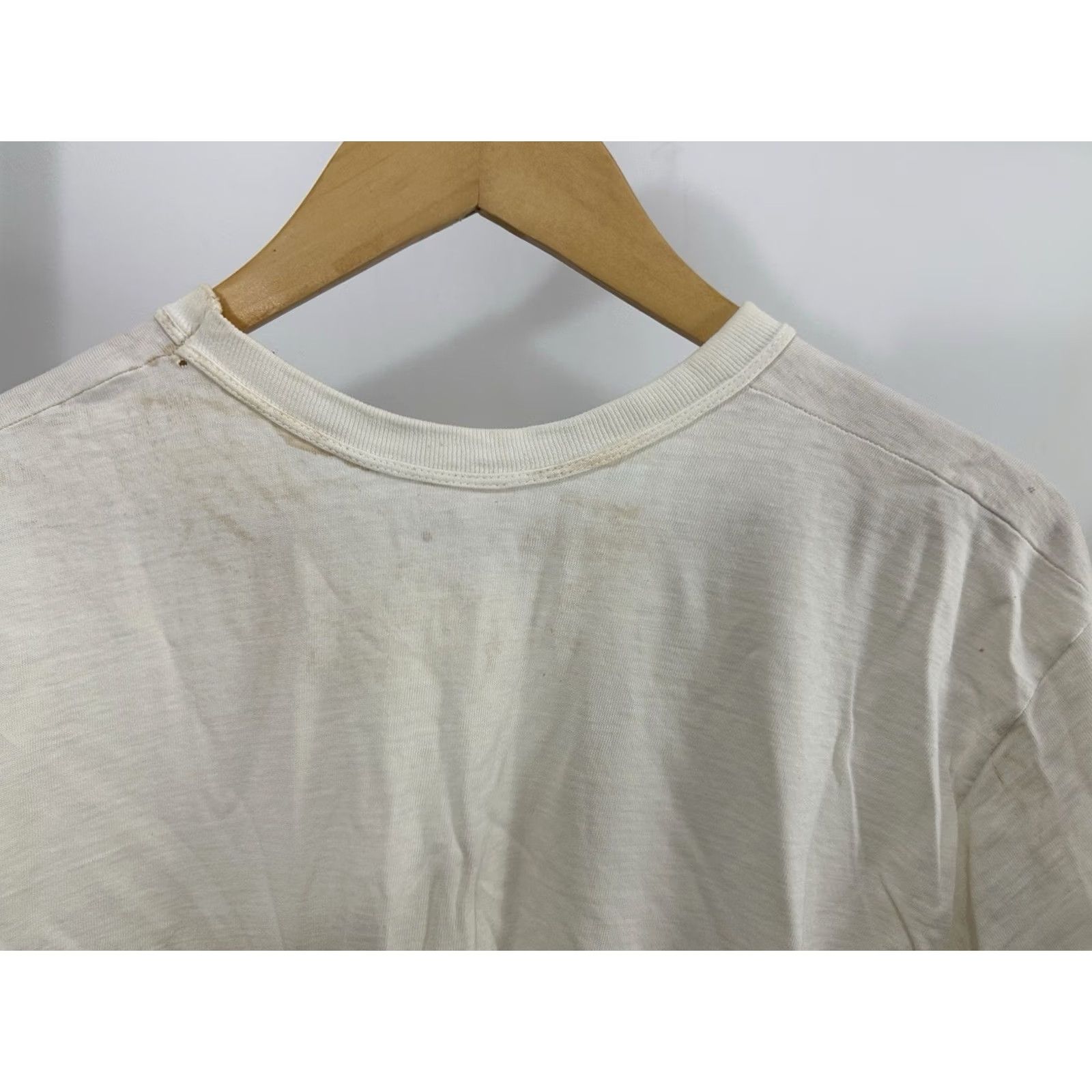 Hanes VTG 60s Hanes T-Shirt Reinforced Collar Loopwheel True Vintage RARE XL Mens Cream Distressed Thrashed Classic Shirt Size US XL / EU 56 / 4 - 5 Thumbnail
