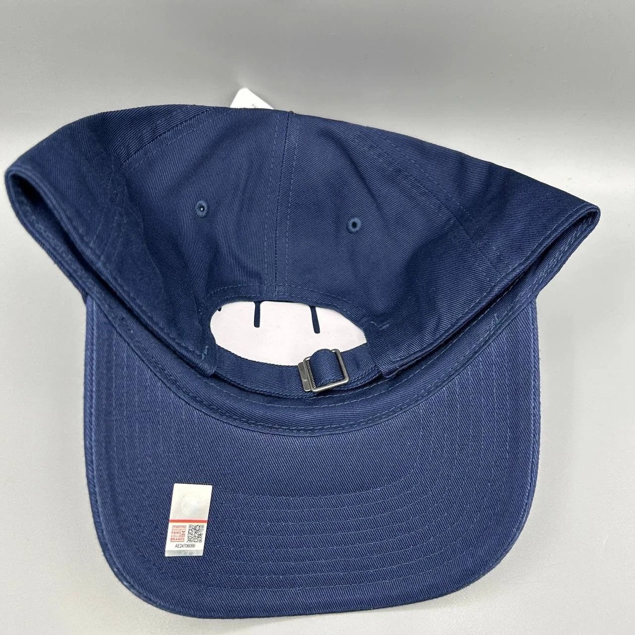 Nike Arizona Wildcats x Nike Club Hat Men M-L Strap Back Cotton Size ONE SIZE - 6 Thumbnail