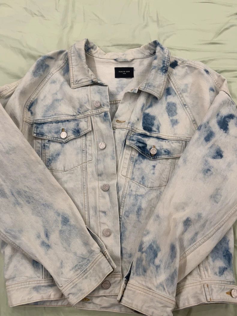 Fear of God Fear of God Snowflake rendering ink-splashed denim jacket Size US XL / EU 56 / 4 - 1 Thumbnail