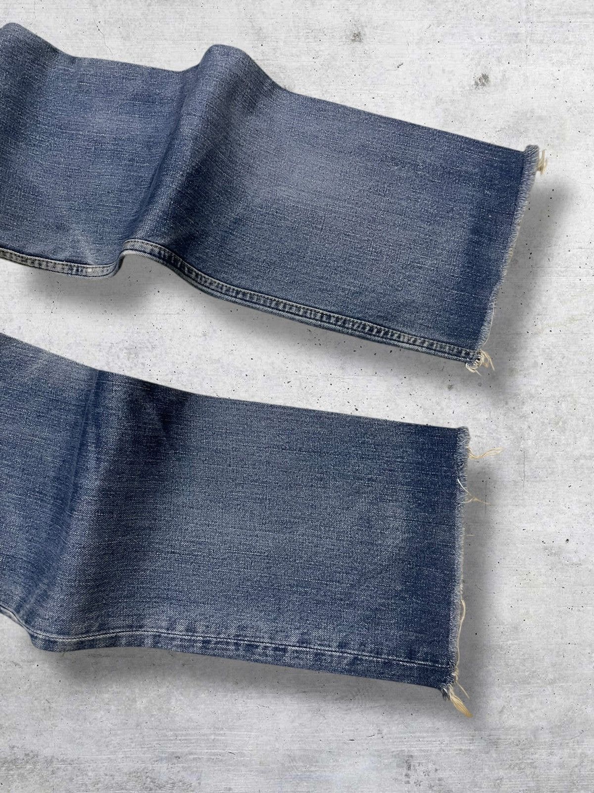 Levi's Vintage Clothing VINTAGE 302 LEVIS 90S DESIGNER BUSHPANT BLUEWASHED DENIM OG Size US 30 / EU 46 - 12 Thumbnail