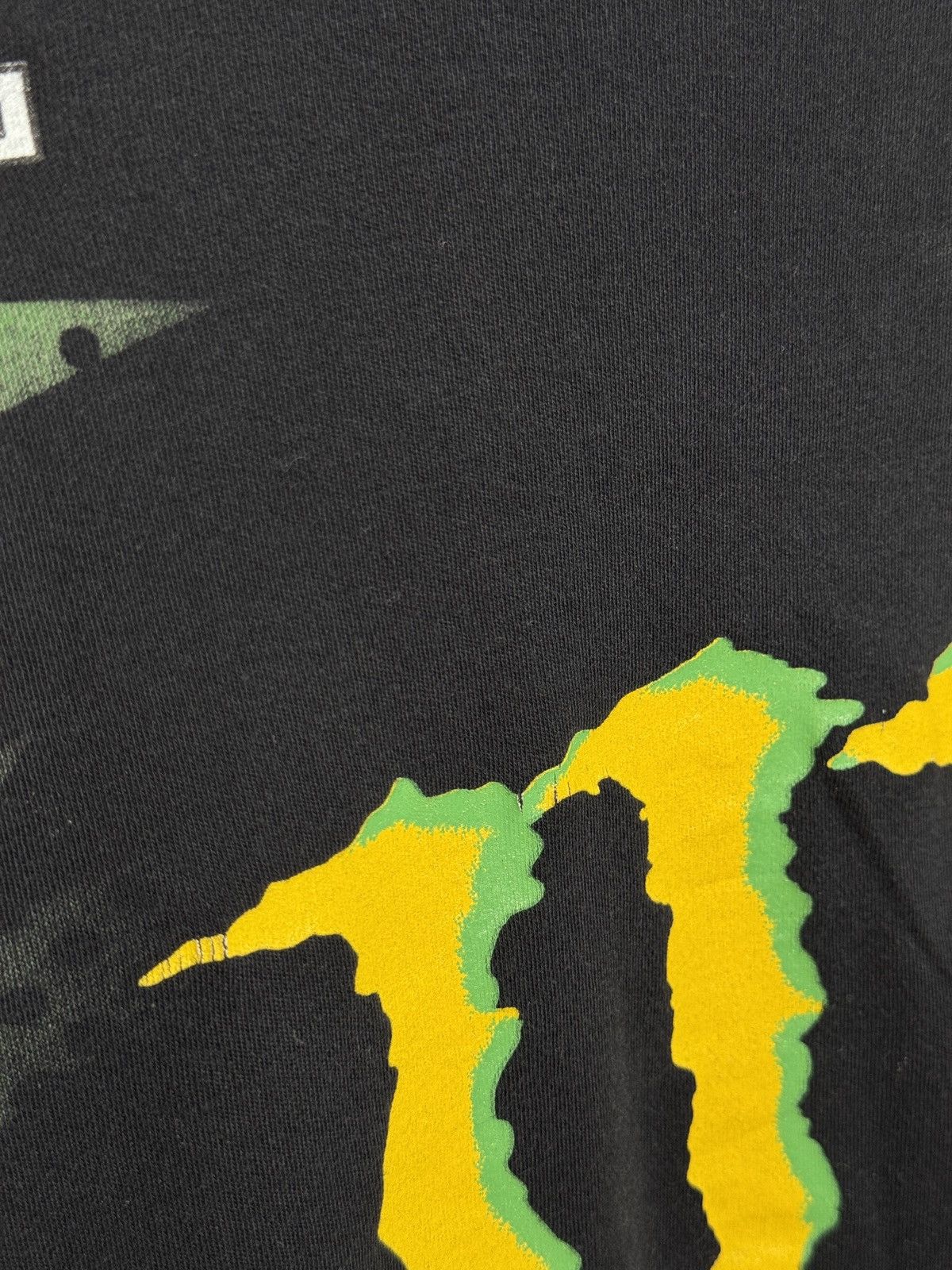 Vintage Monster Energy vintage Y2K Graphic t-shirt Size US M / EU 48-50 / 2 - 3 Thumbnail