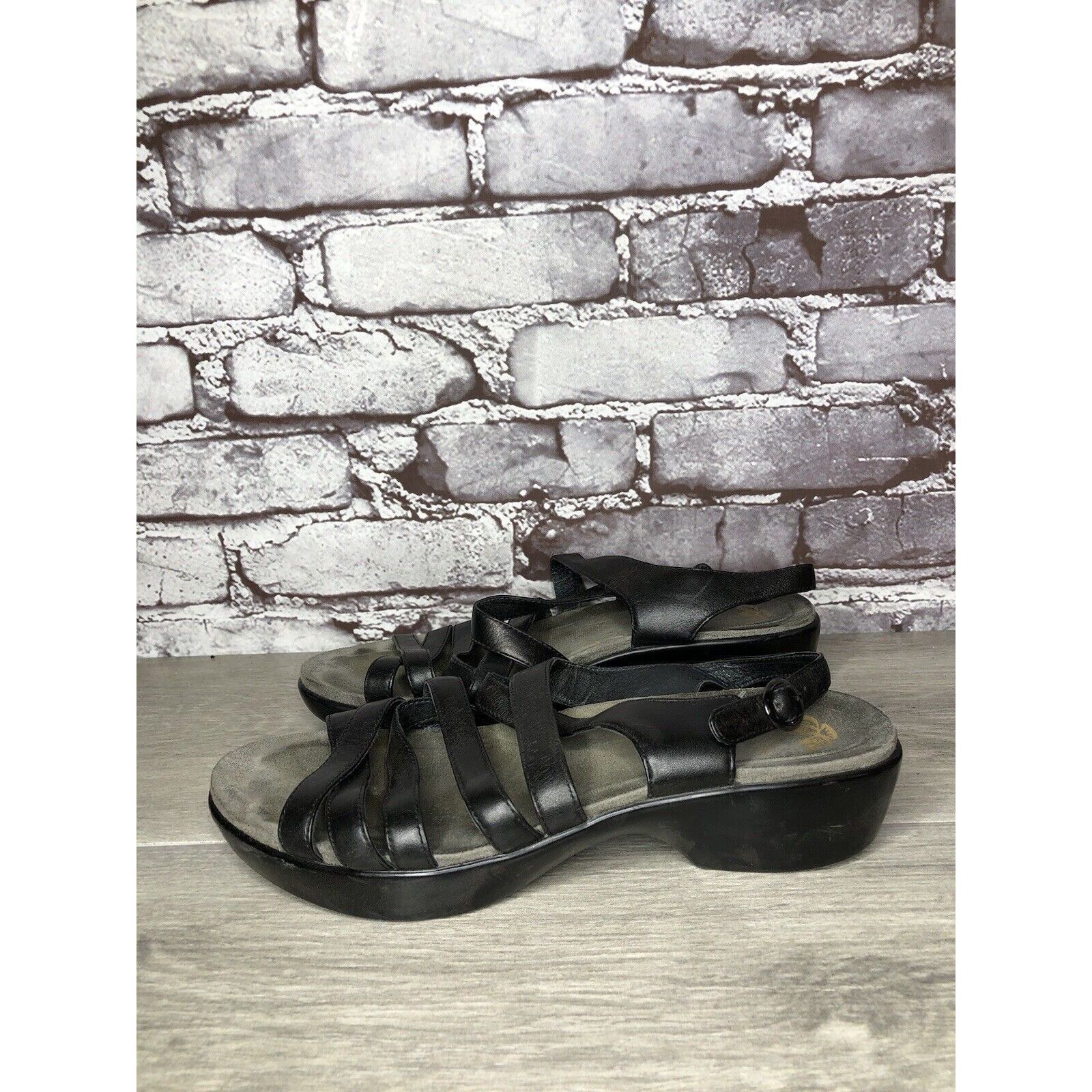 Other Dansko 2406020200 Black Leather Ankle Strap Heel Sandals Wom Size US 8 / IT 38 - 1 Thumbnail