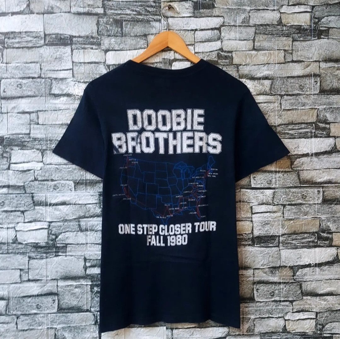 Band Tees Vtg 80's The Doobie Brothers One Step Closer Tour Fall 1980 Size US S / EU 44-46 / 1 - 2 Thumbnail