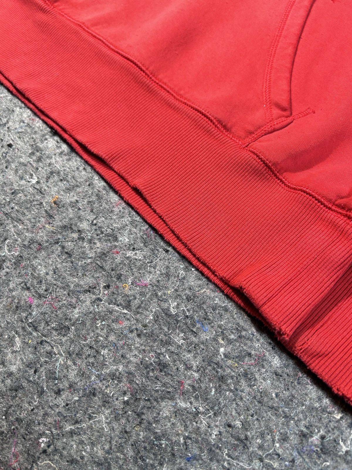 Nike × Vintage Yk2 Nike Red Hoodie L size Size US L / EU 52-54 / 3 - 5 Thumbnail