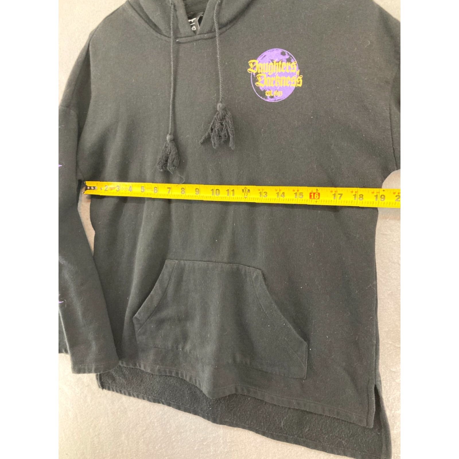 Disney Hocus Pocus Disney Womens Hoodie Small Bell Sleeve Daughters Of Darkness Size S / US 4 / IT 40 - 4 Thumbnail