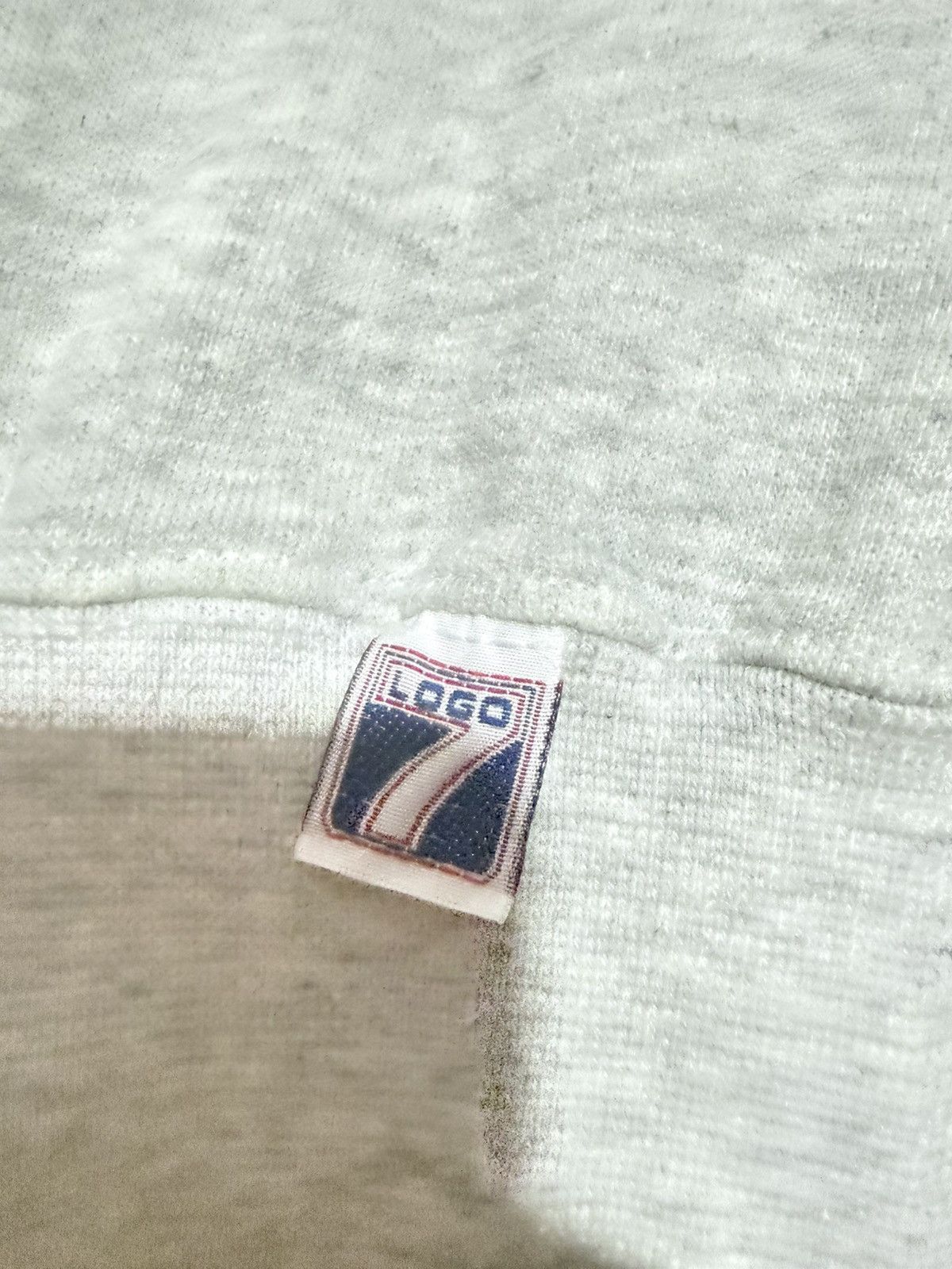 NFL Vtg 90s Hornet NBA sweathsirt by logo 7 Size US L / EU 52-54 / 3 - 4 Thumbnail