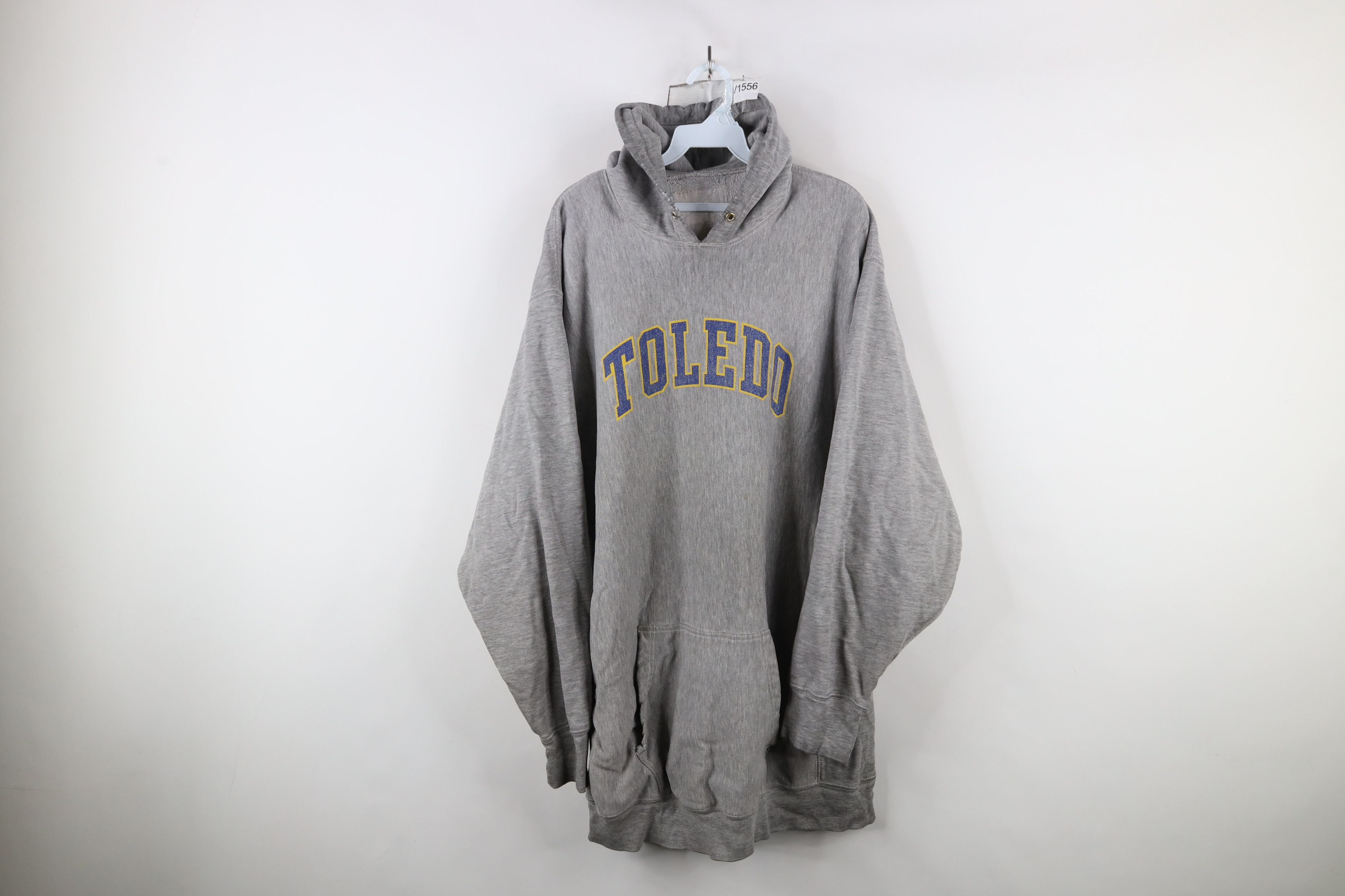 Vintage Vintage 90s Heavyweight University of Toledo Sweatshirt Size US XXL / EU 58 / 5 - 1 Thumbnail