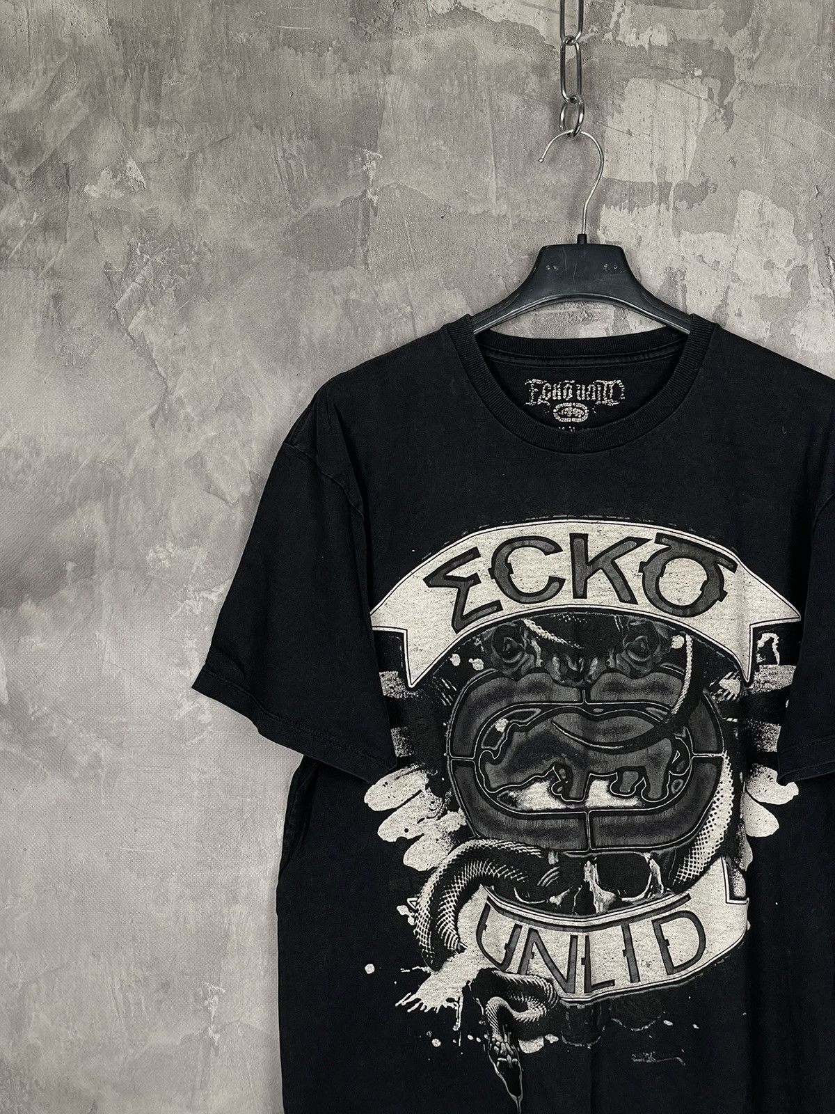 Ecko Unltd. × Vintage Vintage Y2K Ecko Unltd Affliction Style Black Skull T-Shirt Size US M / EU 48-50 / 2 - 3 Thumbnail