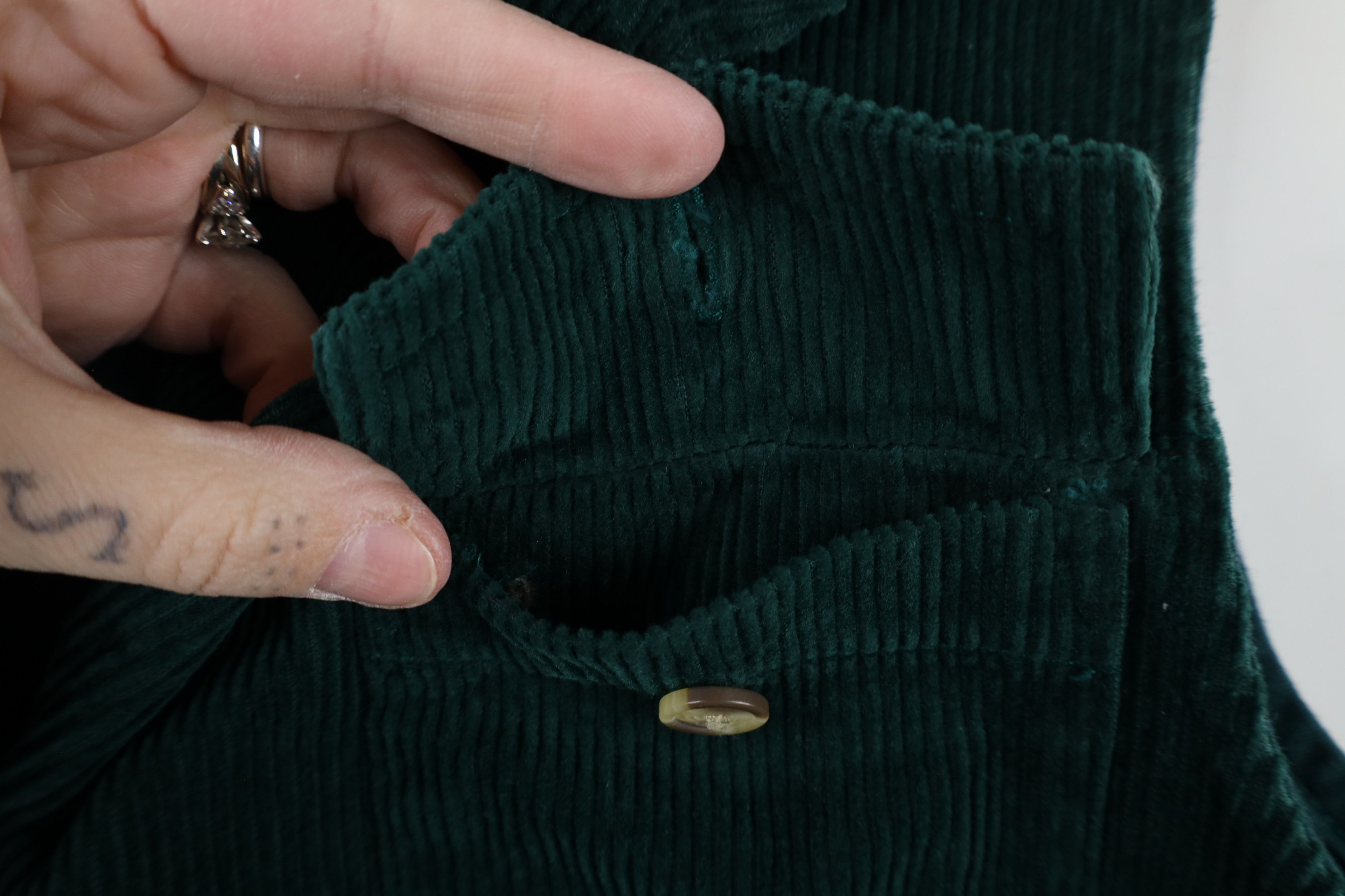 Vintage Vintage 90s Streetwear Corduroy Button Vest Jacket Green Size S / US 4 / IT 40 - 6 Thumbnail