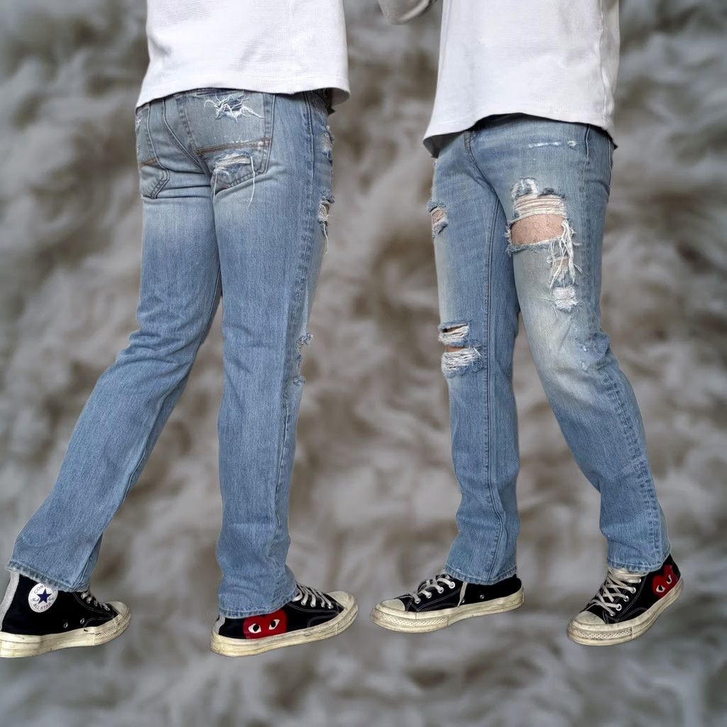 Abercrombie & Fitch Y2K Abercrombie & Fitch Jeans Slim Straight 28x30 Light Blue Distressed denim Men's Jeans Size US 28 / EU 44 - 1 Thumbnail