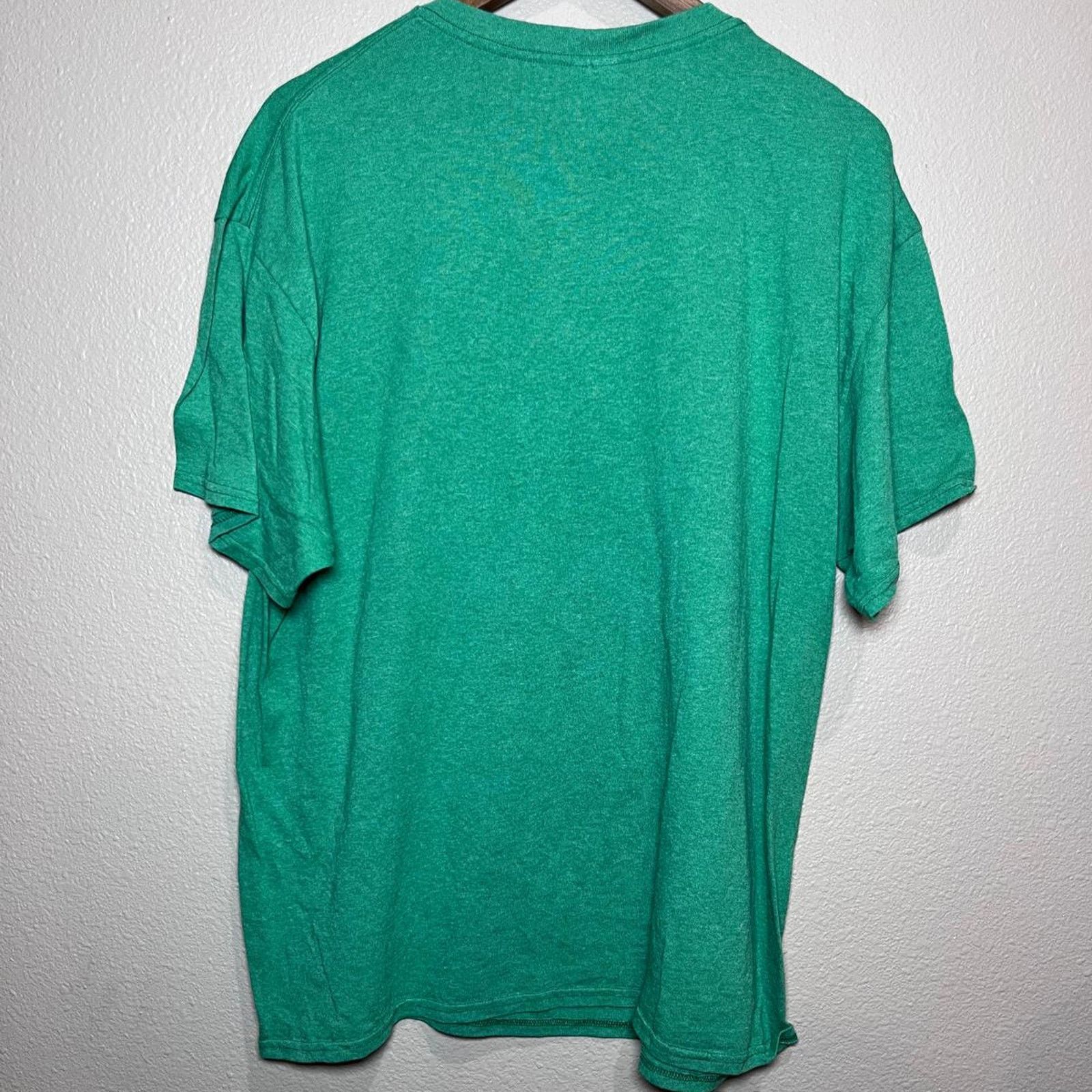 Delta 🐶 Snoopy “Official Mistletoe Tester” Holiday Tee – Size XL Size US XL / EU 56 / 4 - 2 Thumbnail