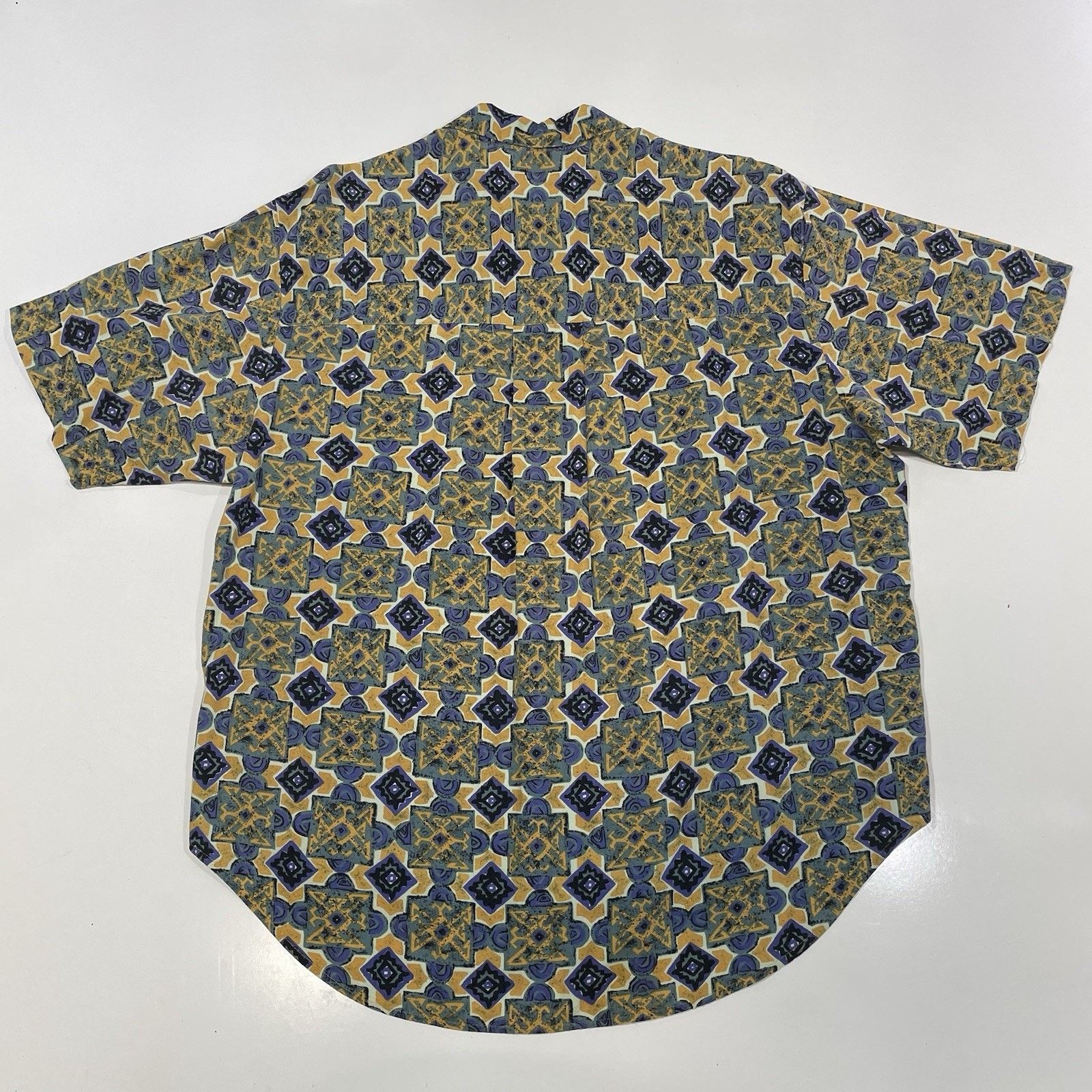 Quiksilver Vintage Y2K Quiksilver Geometric Hawaiian Shirt Men's Size S Size US S / EU 44-46 / 1 - 7 Thumbnail