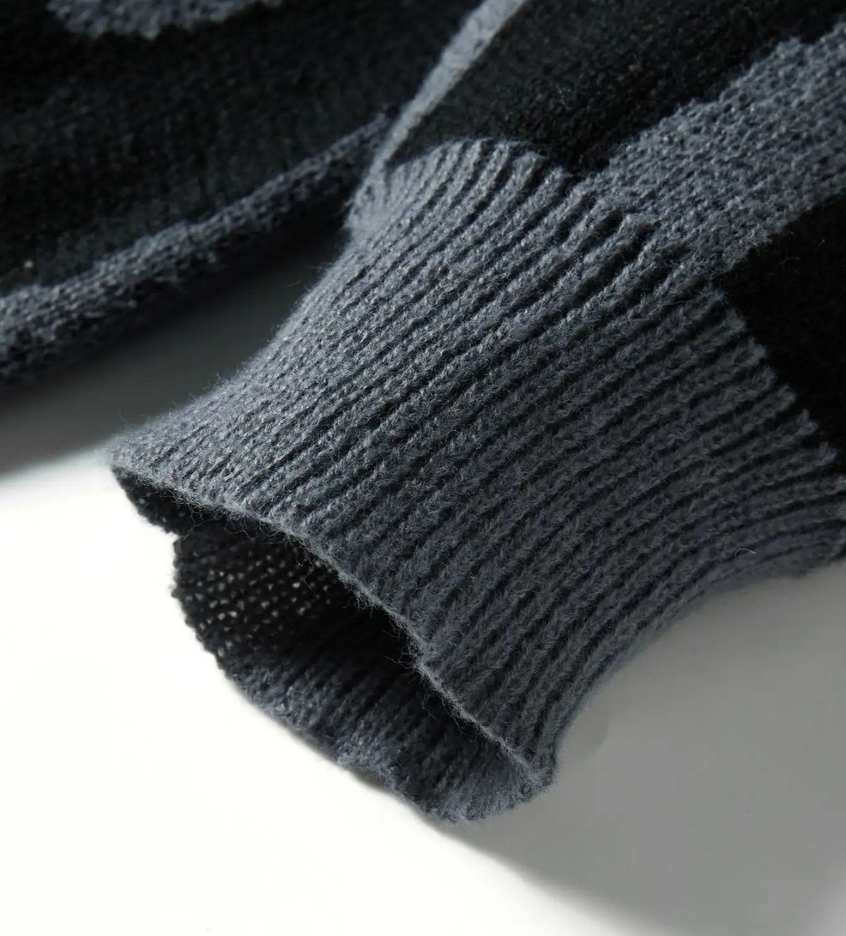 Japanese Brand × Vintage New Men's Sweater Winter New Design Round Neck Size US M / EU 48-50 / 2 - 3 Thumbnail