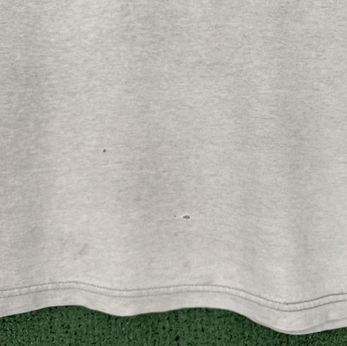 Nike VTG 90’s Nike Large Swoosh White Tag Distressed Tank Top Size US M / EU 48-50 / 2 - 9 Thumbnail