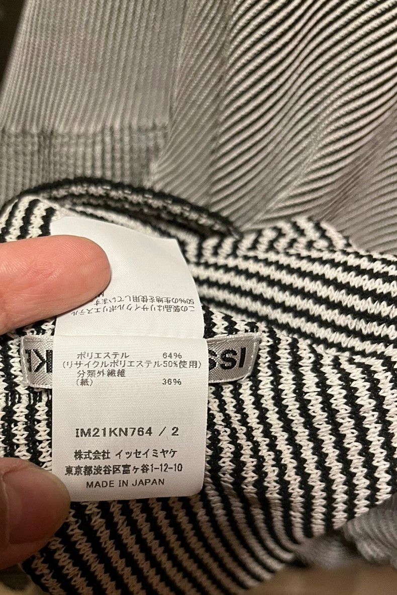 Issey Miyake Issey Miyake size:2 A grey semi-high-neck long-sleeved top Size M / US 6-8 / IT 42-44 - 4 Thumbnail