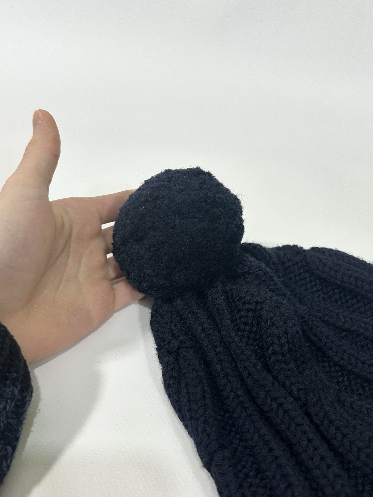 Gucci Gucci Beanie Winter Hat Knit Web Logo Pompom Dark Navy Size ONE SIZE - 4 Thumbnail