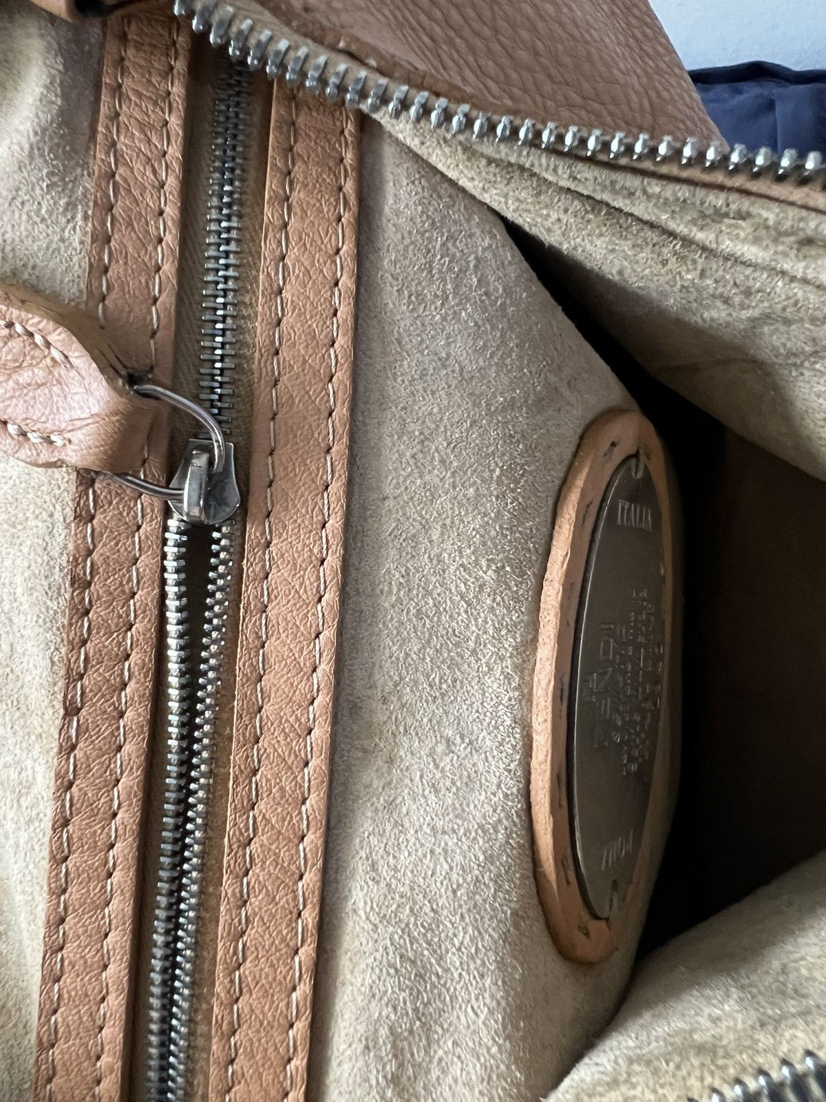 Fendi Fendi Selleria Trim Leather Shoulder Bag Size ONE SIZE - 10 Thumbnail