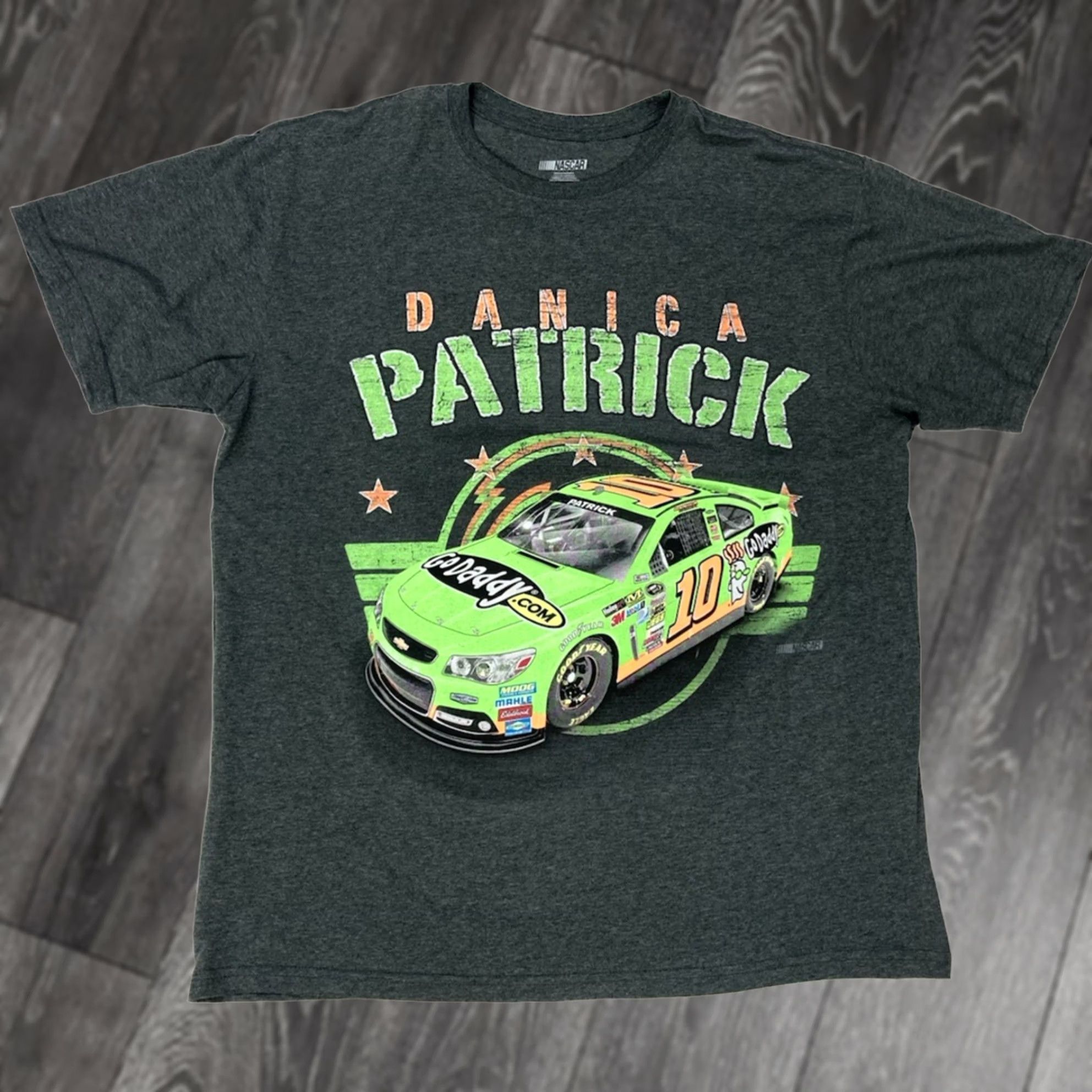 NASCAR VINTAGE NASCAR Danica Patrick Graphic T-shirt Men Large Gray Short Sleeve Size US L / EU 52-54 / 3 - 1 Thumbnail
