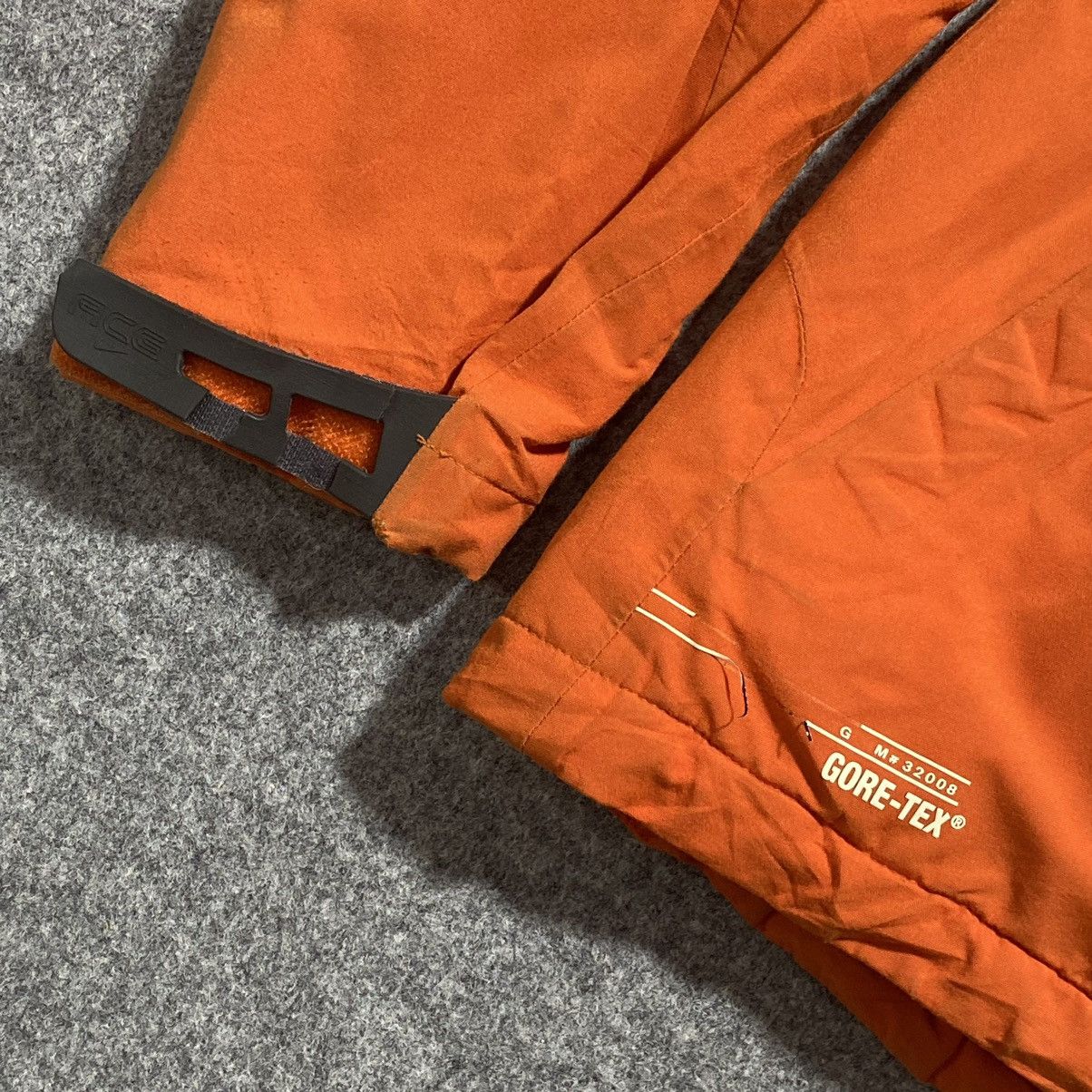 Nike Nike ACG Jacket Gore Tex Storm Gorpcore Size US L / EU 52-54 / 3 - 8 Thumbnail