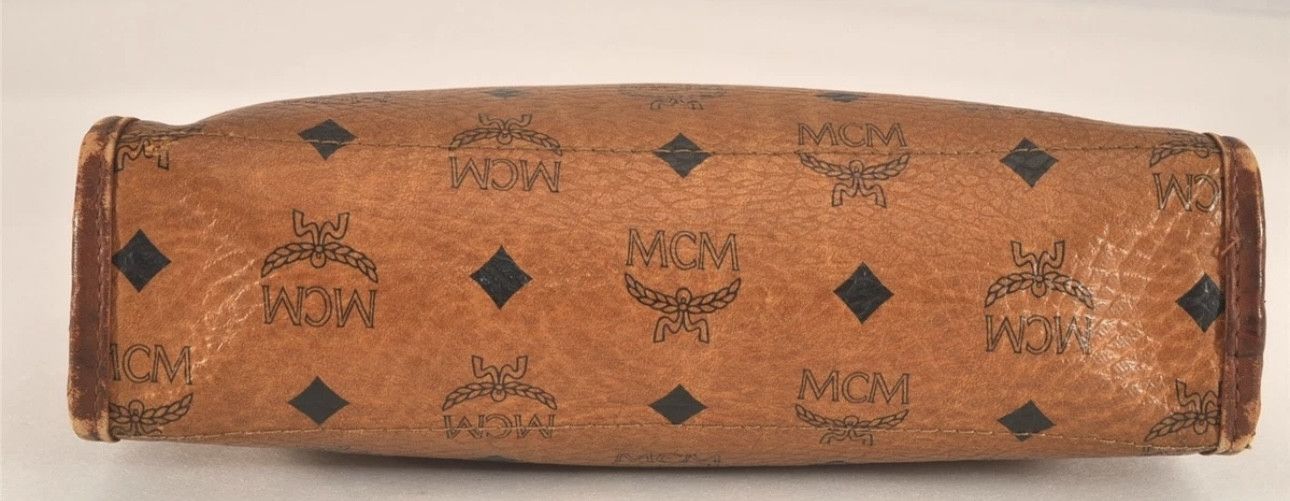 MCM Authentic MCM vintage leather visetos clutch Size ONE SIZE - 5 Thumbnail