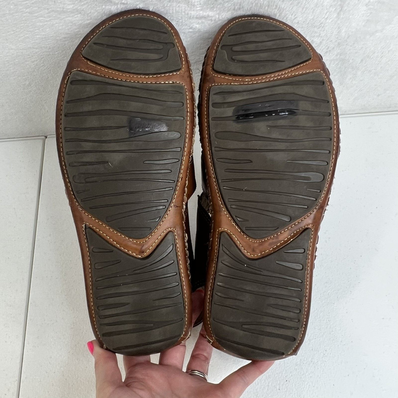 GBX GBX Size 9M Fisherman Sandals Brown Leather Casual Comfort Size US 9 / EU 42 - 12 Thumbnail