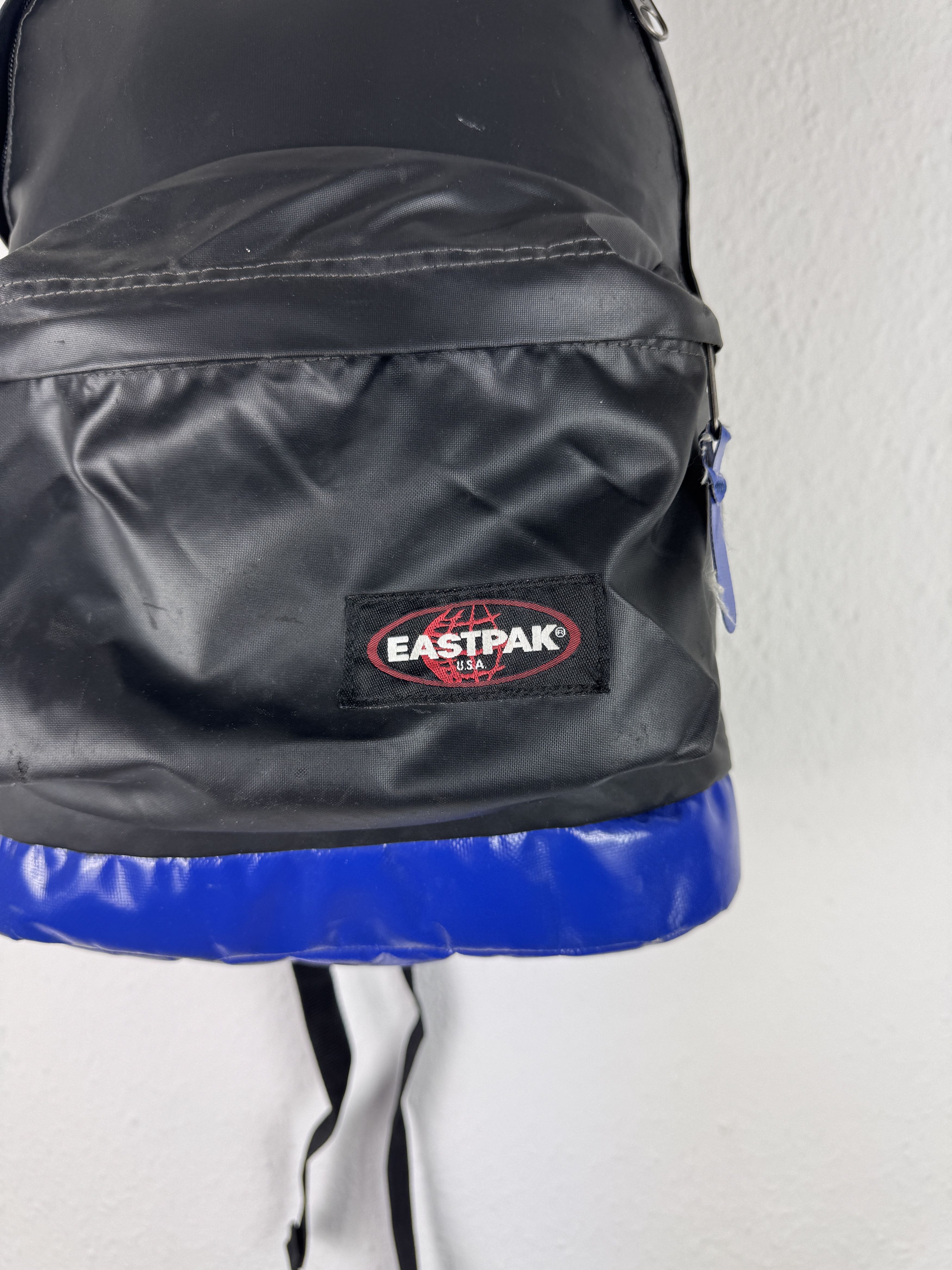 Eastpak EASTPAK WYOMING 811 BLACK AND PLASTIC BACKPACK Size ONE SIZE - 6 Thumbnail