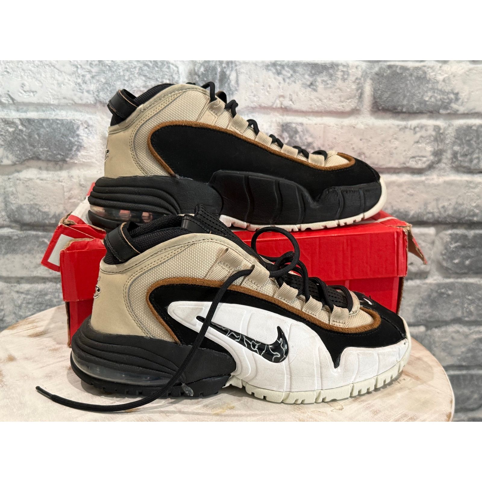 Nike Nike Air Max Penny 1 Rattan Size 6 DZ5311-200 Size US 6 / EU 39 - 1 Thumbnail