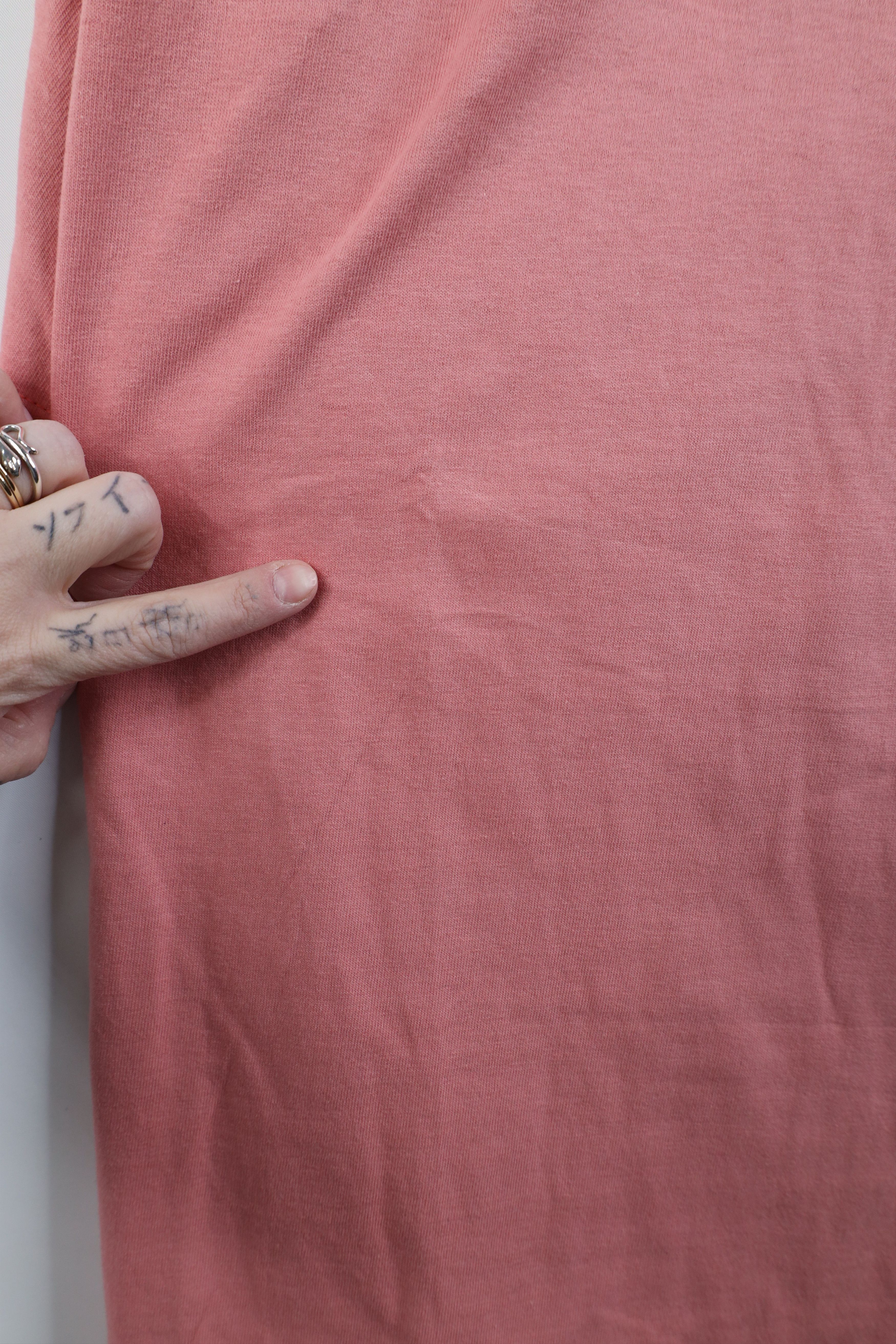 Vintage Vintage 90s Streetwear Alaska Flower Baggy Fit T-Shirt Pink Size XL / US 12-14 / IT 48-50 - 6 Thumbnail