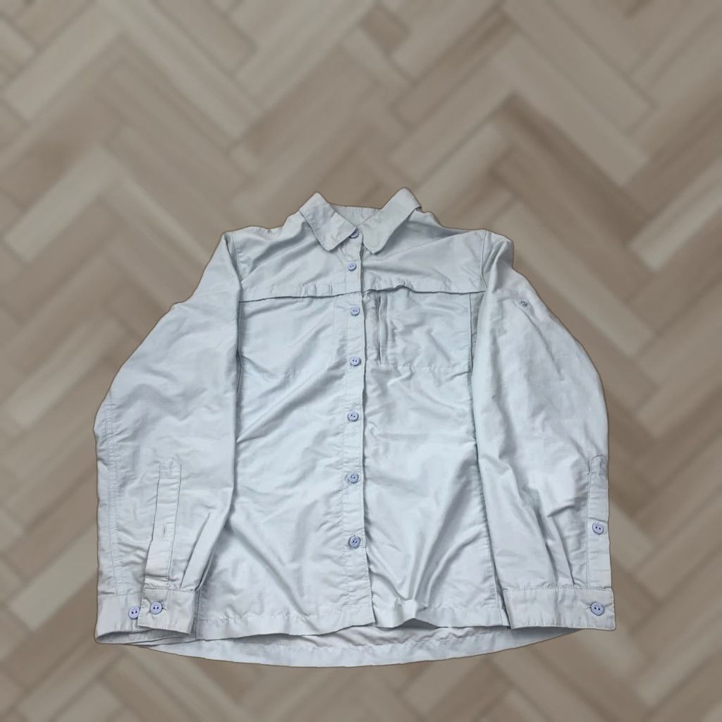 Vintage L.L. Bean Powder Blue Long Sleeve Button Up L Reg Women Casual Shirts Long Sleeve Button Up Powder Blue L Reg Women Activewear Solid Blue Women Size L / US 10 / IT 46 - 1 Thumbnail