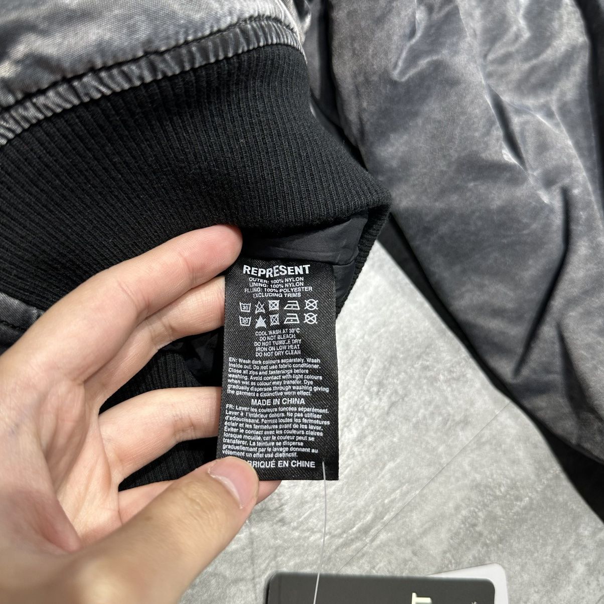Represent Clo. Represent Icarus Flight Bomber Size US M / EU 48-50 / 2 - 7 Thumbnail