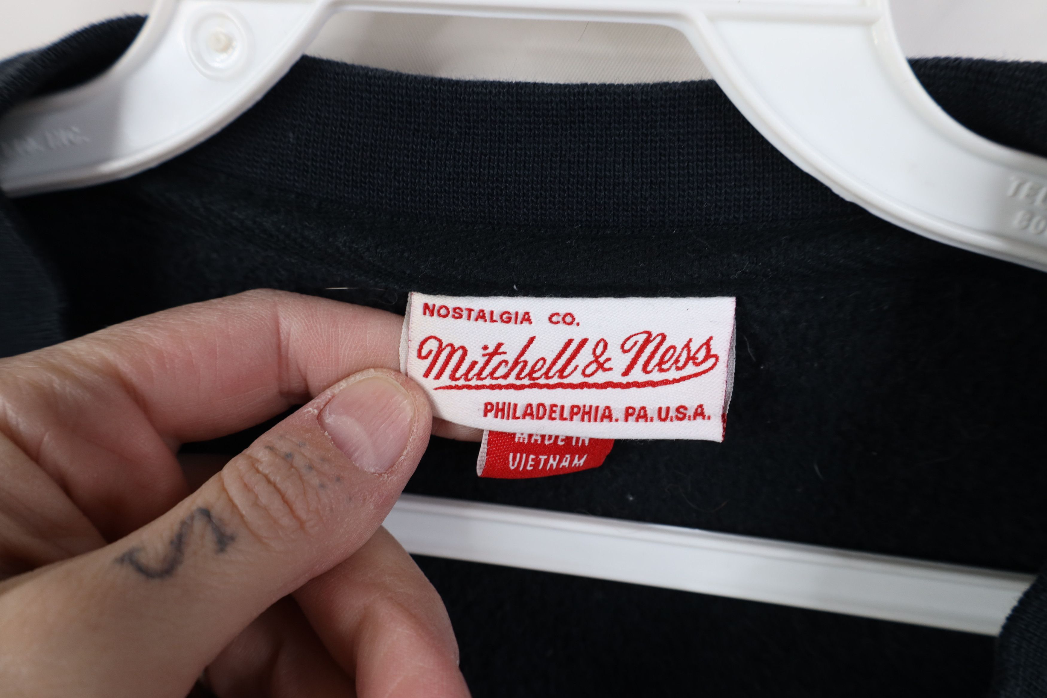 Mitchell & Ness Retro Mitchell & Ness Oakland Raiders Football Sweatshirt Size US L / EU 52-54 / 3 - 9 Thumbnail