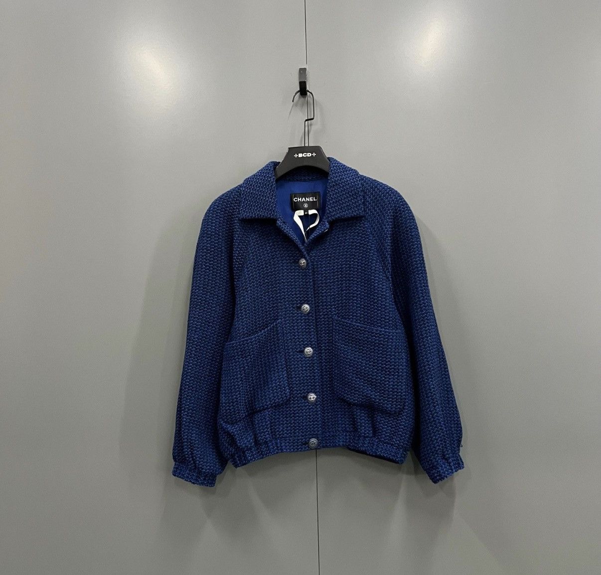 Chanel CHANEL 22P Blue Woven Tweed Lapel Jacket J41 Size XS / US 0-2 / IT 36-38 - 1 Thumbnail