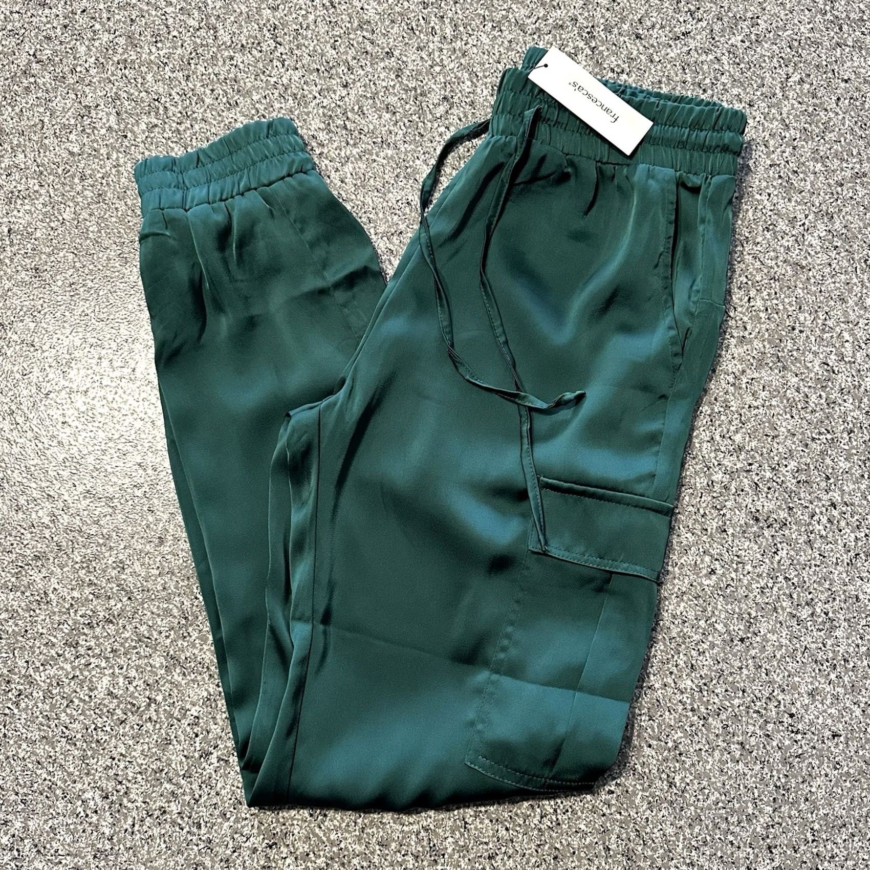 Vintage francesca's Green Satin Cargo Joggers Pants Womens S 27x28 Drawstring Pockets Size 27" / US 4 / IT 40 - 2 Thumbnail