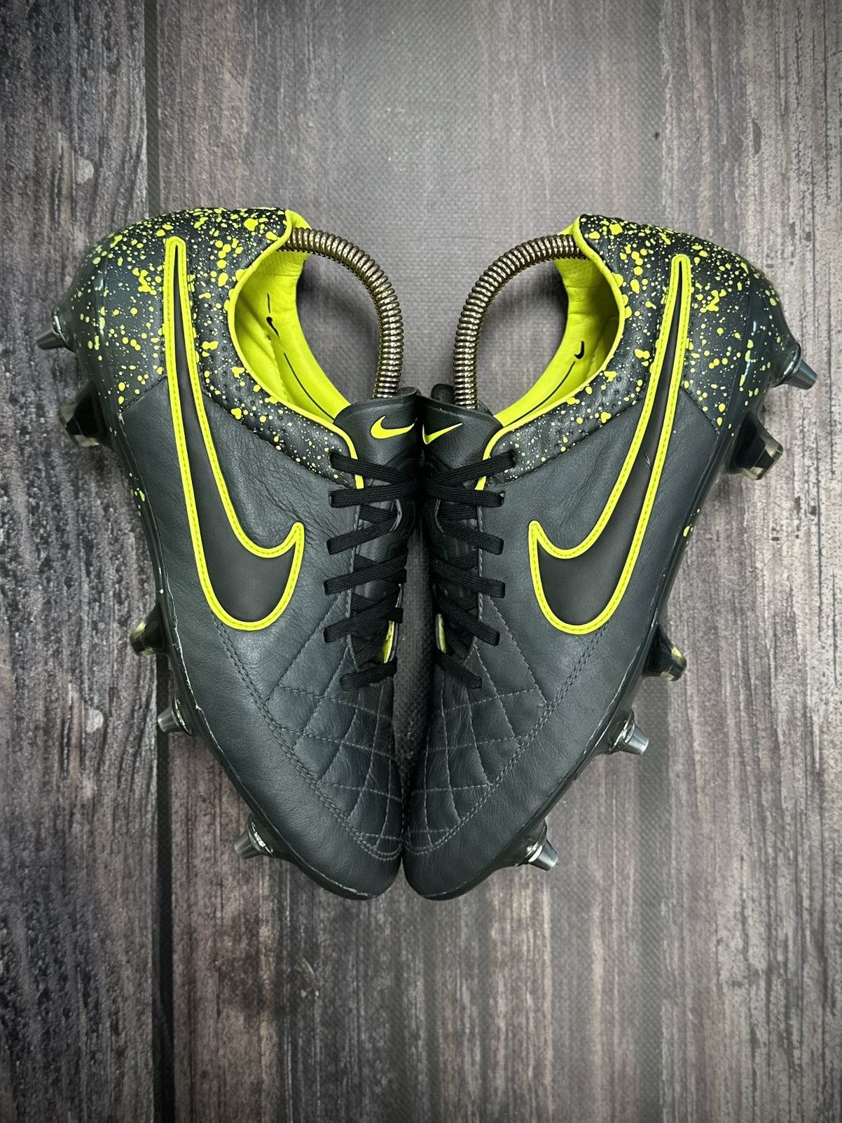 Nike 2015 NIKE TIEMPO LEGEND V SG ELITE SOCCER BOOTS CLEATS US 8 Size US 8 / EU 41 - 1 Thumbnail