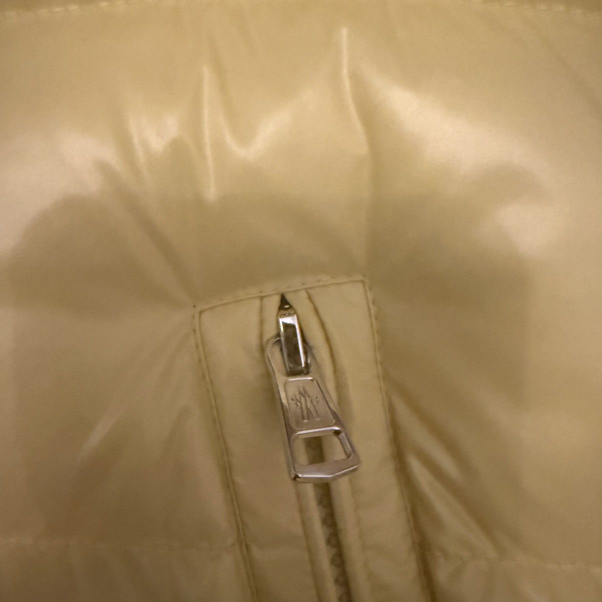Moncler Moncler TIBB gilet bodywarmer size 2 yellow new gui bormes Size US M / EU 48-50 / 2 - 4 Thumbnail