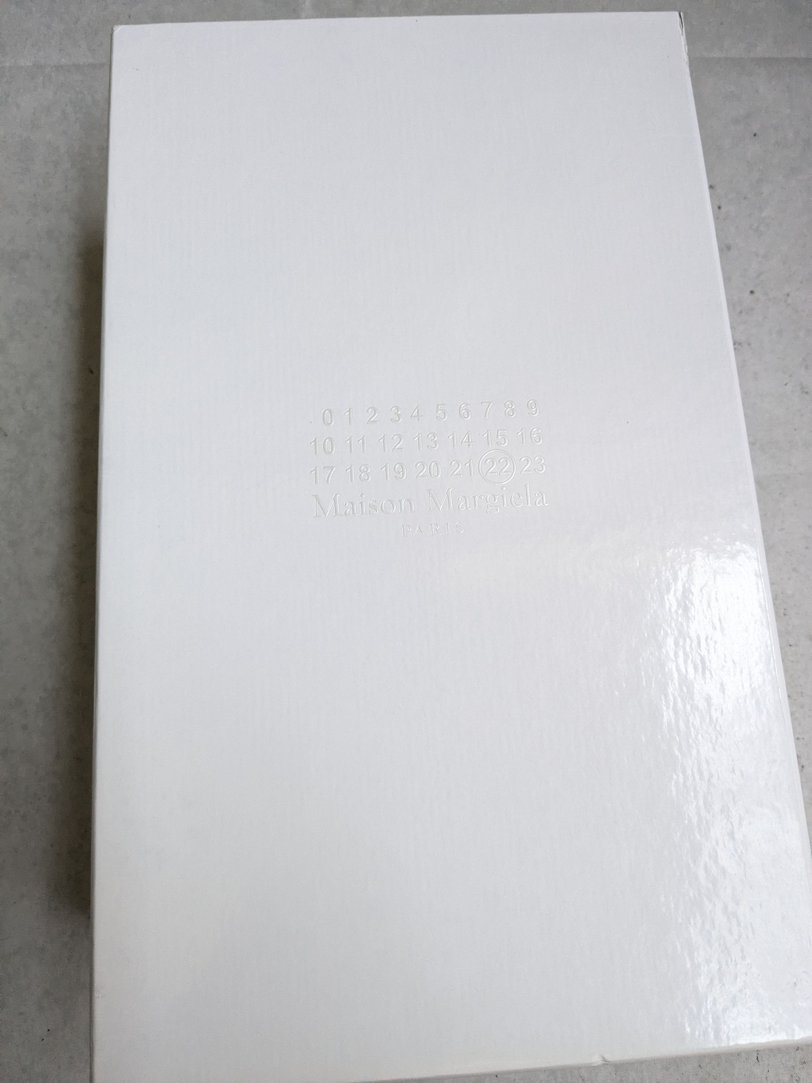 Maison Margiela Maison Margiela Replica GAT White Gray 12 45 Low Tops Size US 12 / EU 45 - 20 Thumbnail