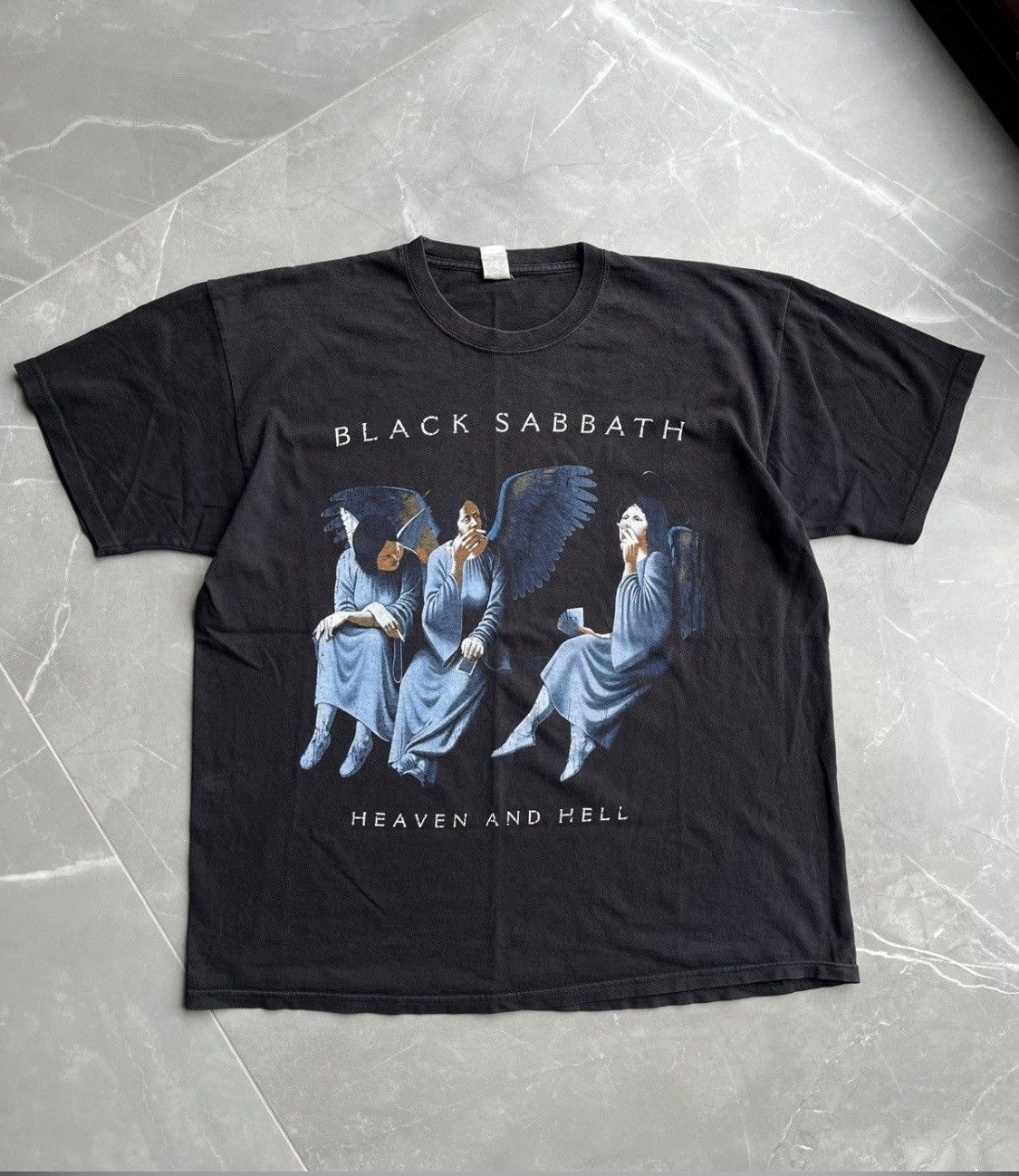 Band Tees Black Sabbath Heaven And Hell vintage Band Tee opium merch Size US XL / EU 56 / 4 - 1 Thumbnail