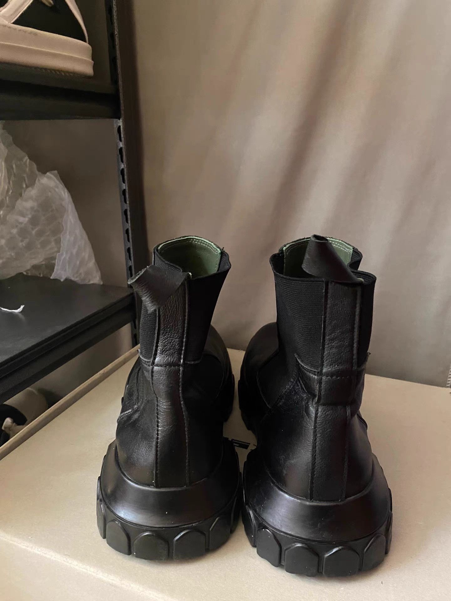 Rick Owens Rick Owens Mainline Octopus Sole Chelsea Boots Size US 9 / EU 42 - 4 Thumbnail