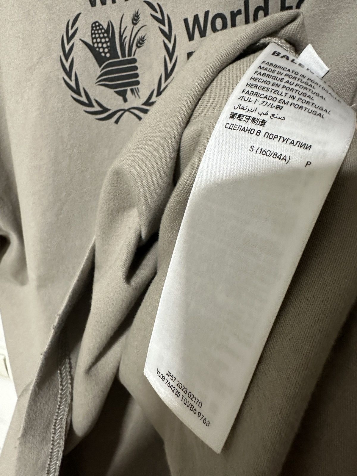 Balenciaga Balenciaga WFP tshirt Size US S / EU 44-46 / 1 - 6 Thumbnail