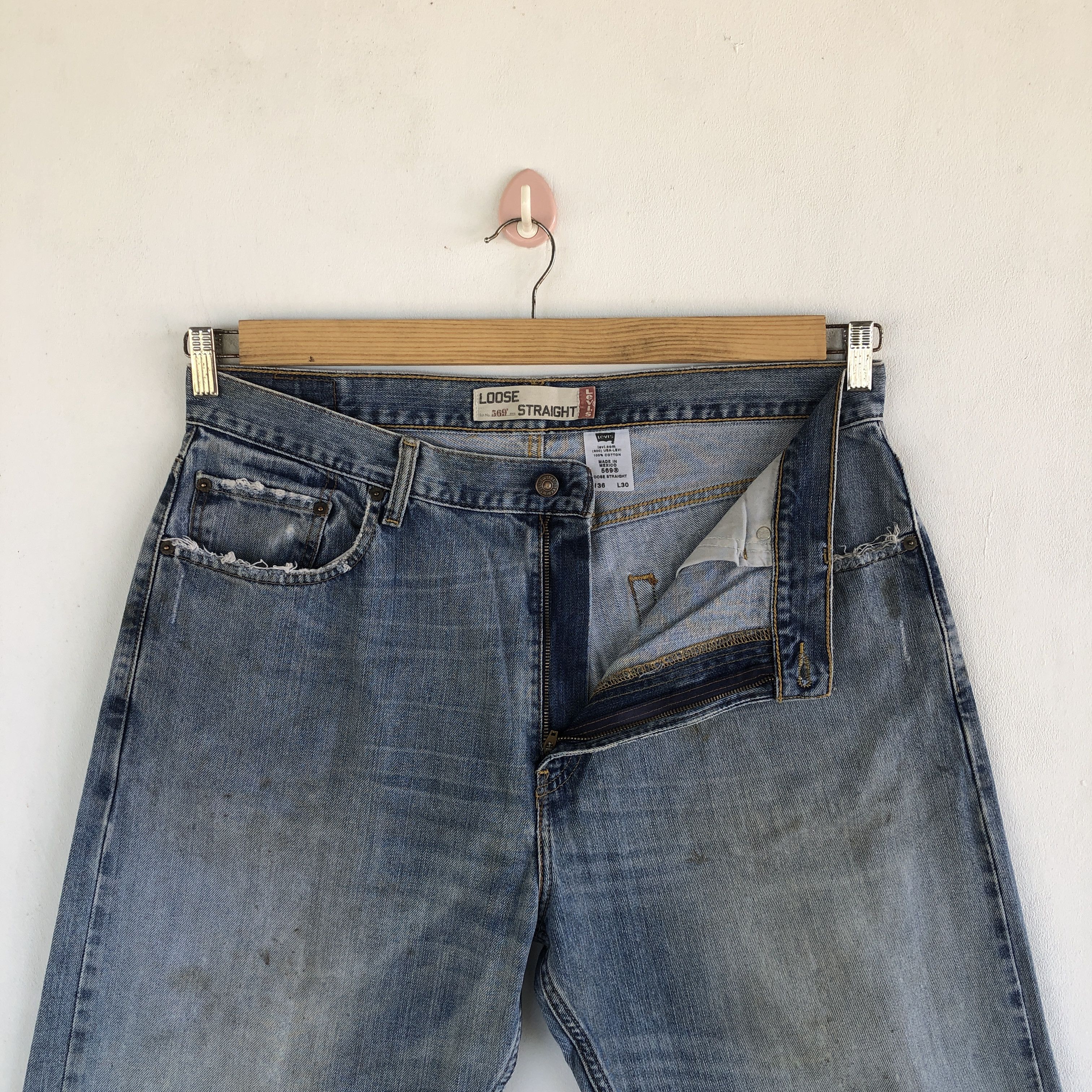 Levi's Vintage Levis Baggy Jeans Levi's 569 Faded Light Wash Denim Size US 36 / EU 52 - 5 Thumbnail